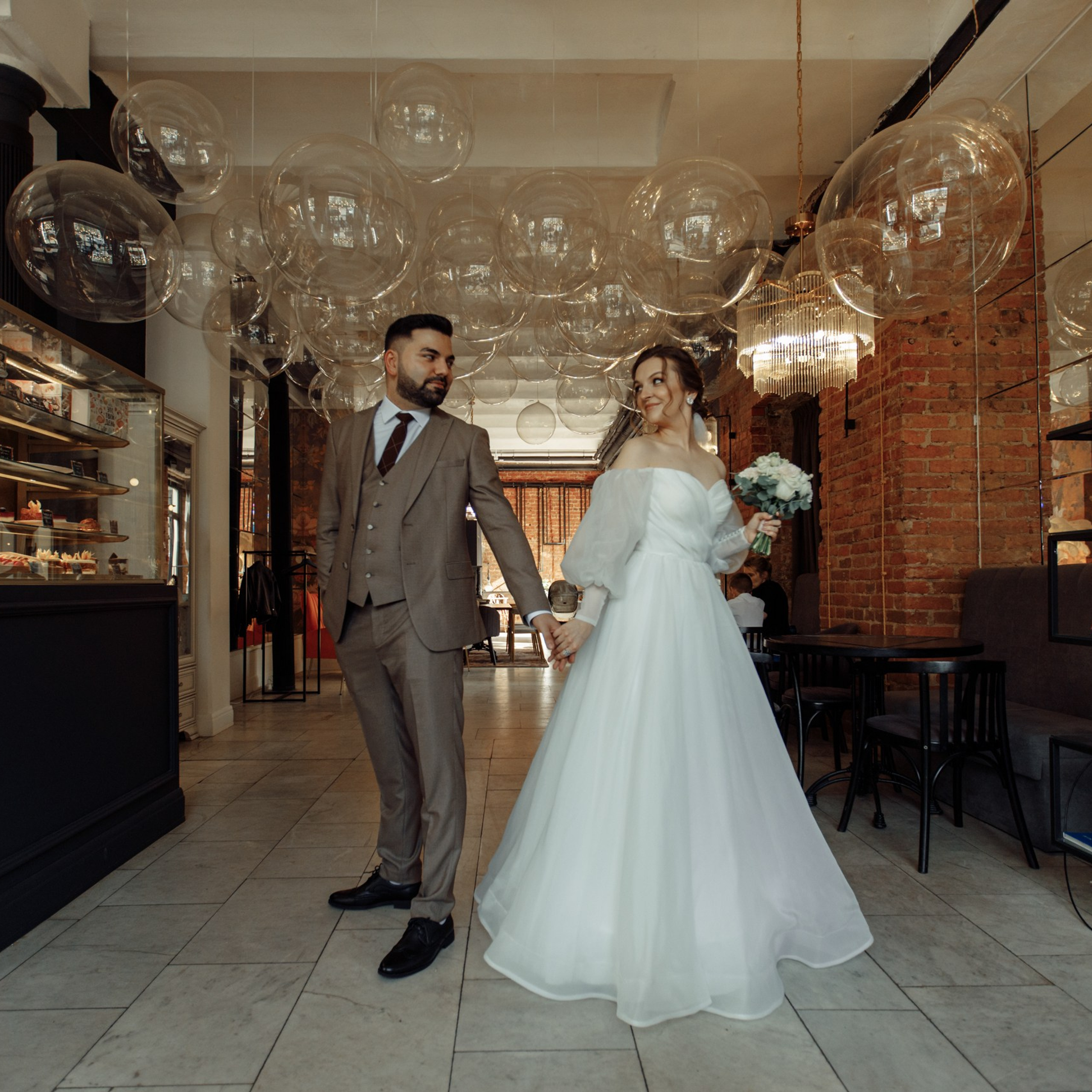 Нурлан и Анастасия.