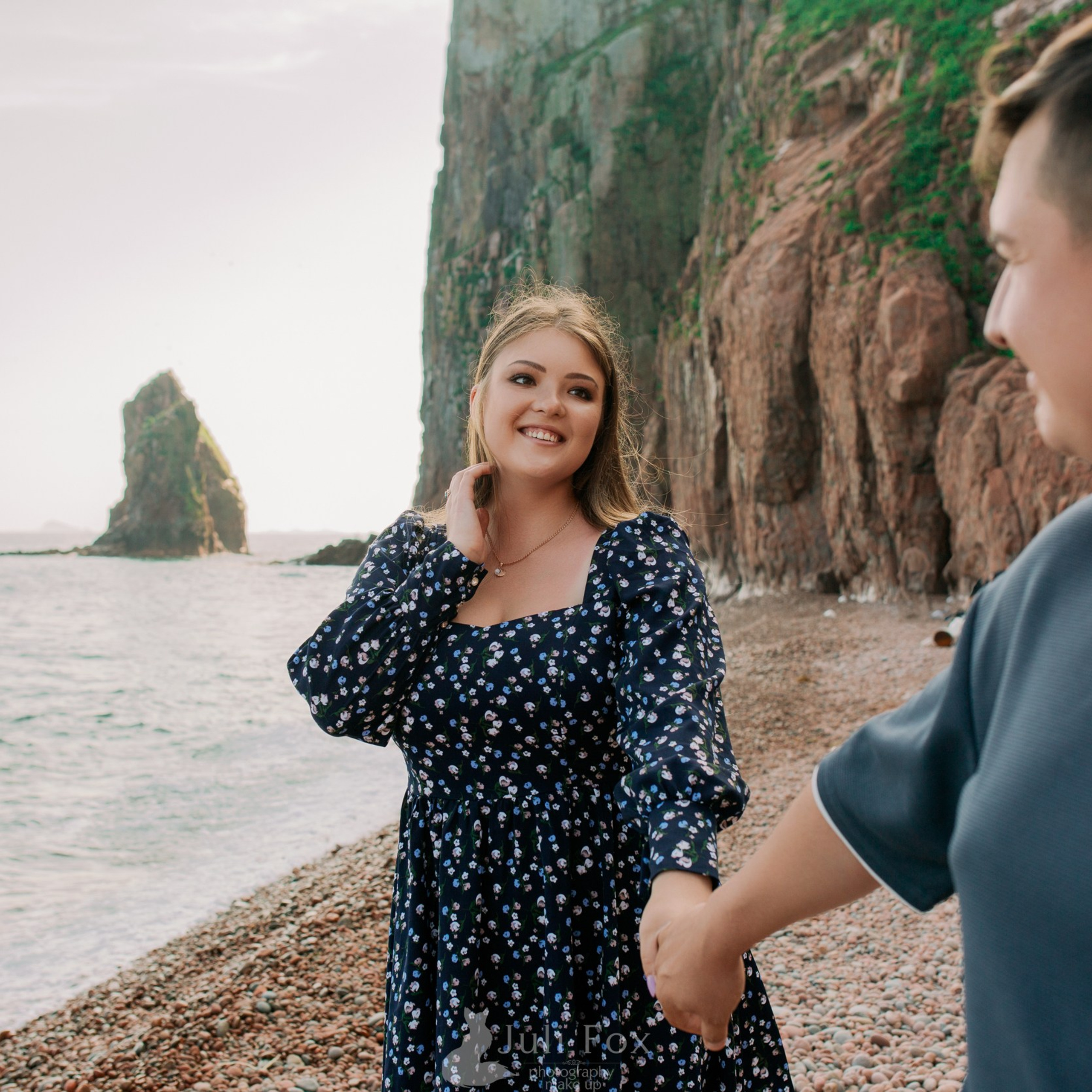 Отзывы реальных клиентов после получения фотографий. Портретный, свадебный, репортажный фотограф во Владивостоке Юлиана Джули Фокс