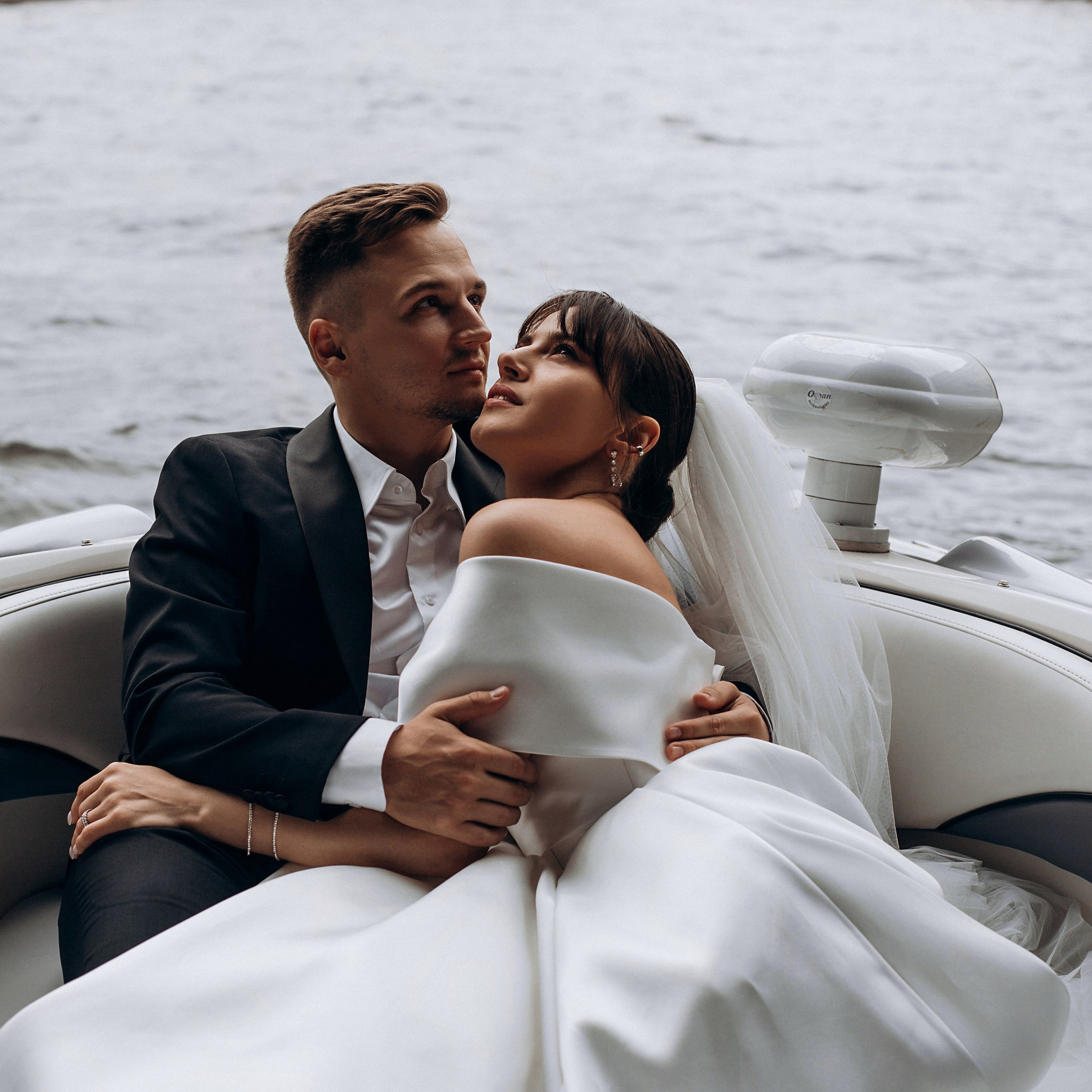 Свадьба на катере