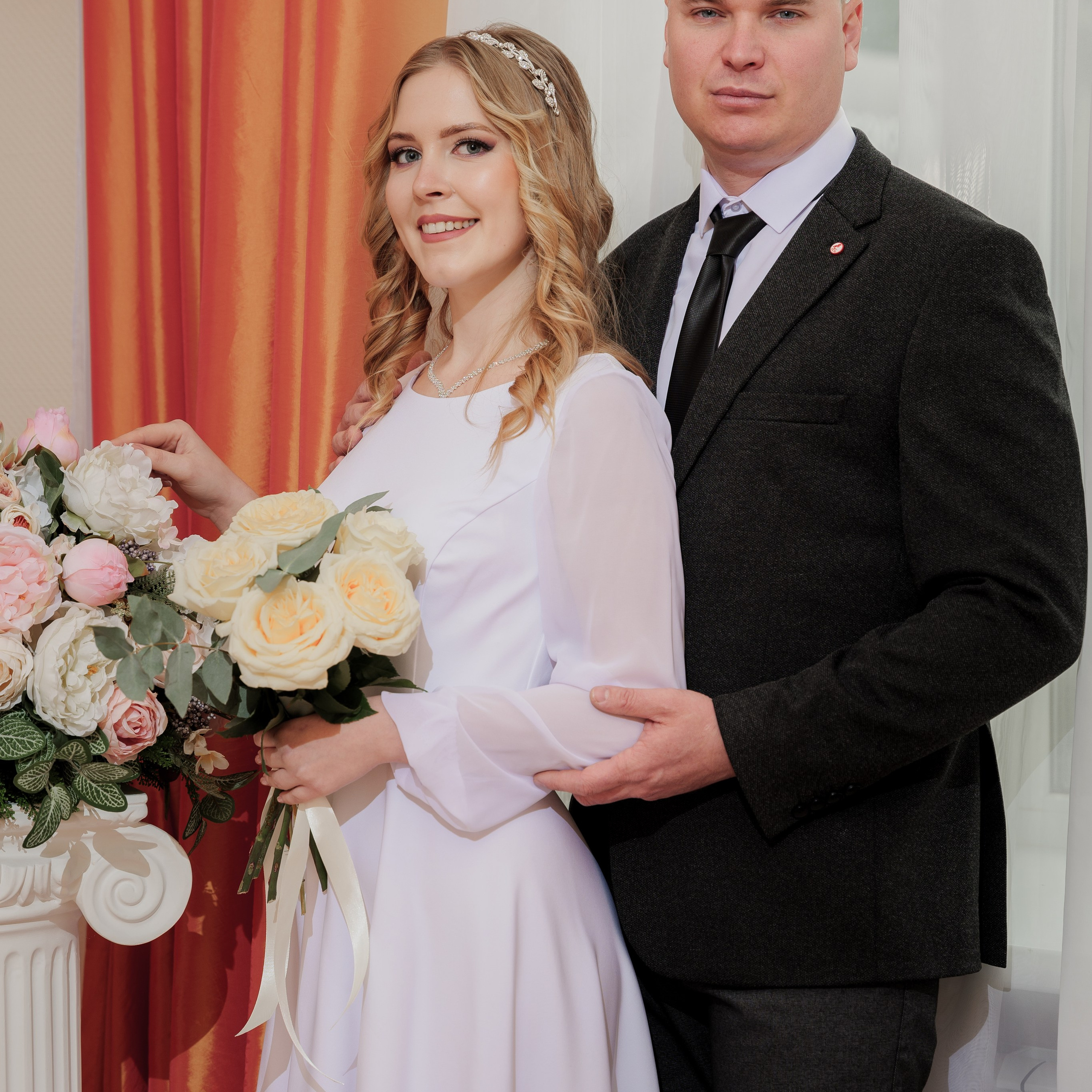 Артём Анжела. Eewa.ru