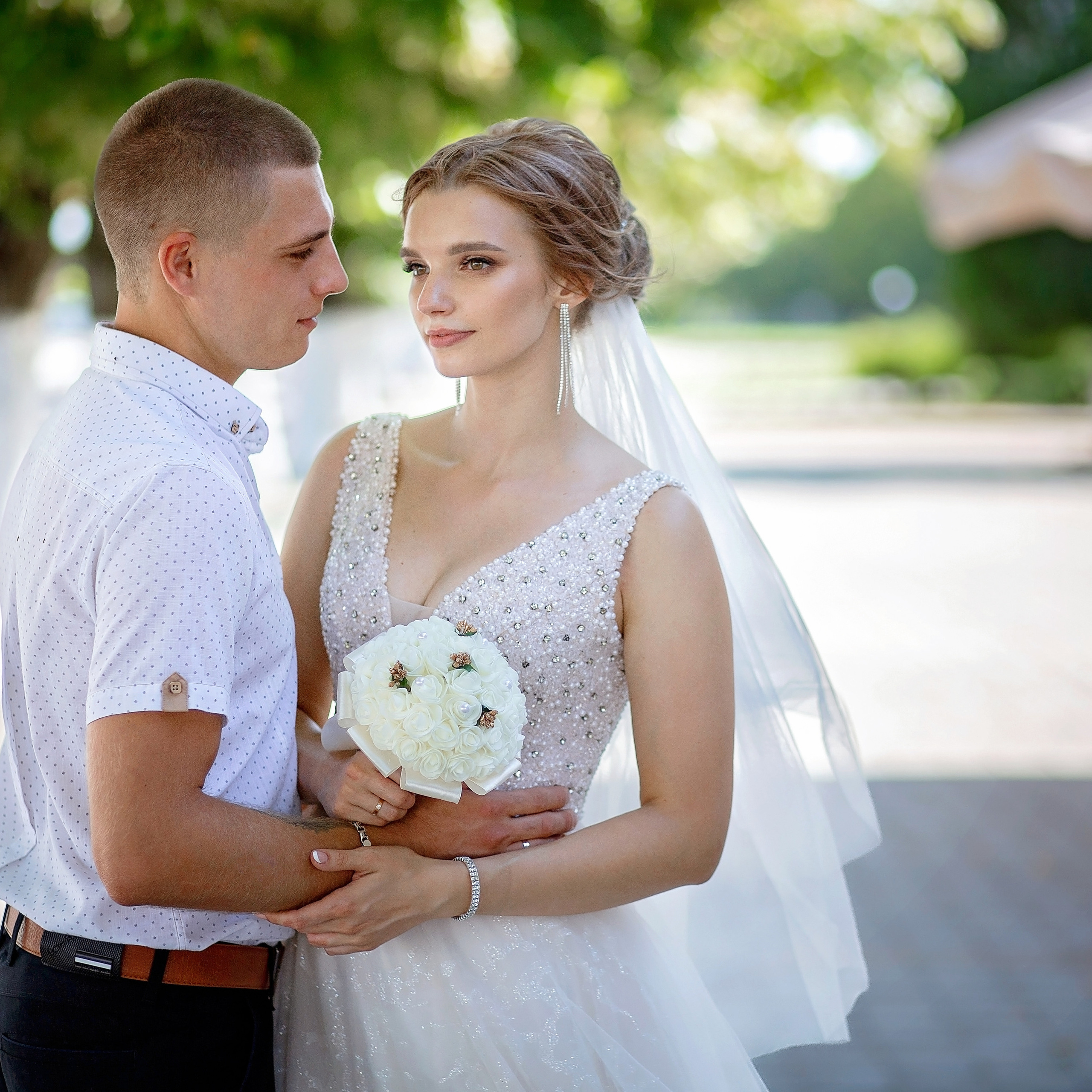 Артем и Виктория. Eewa.ru