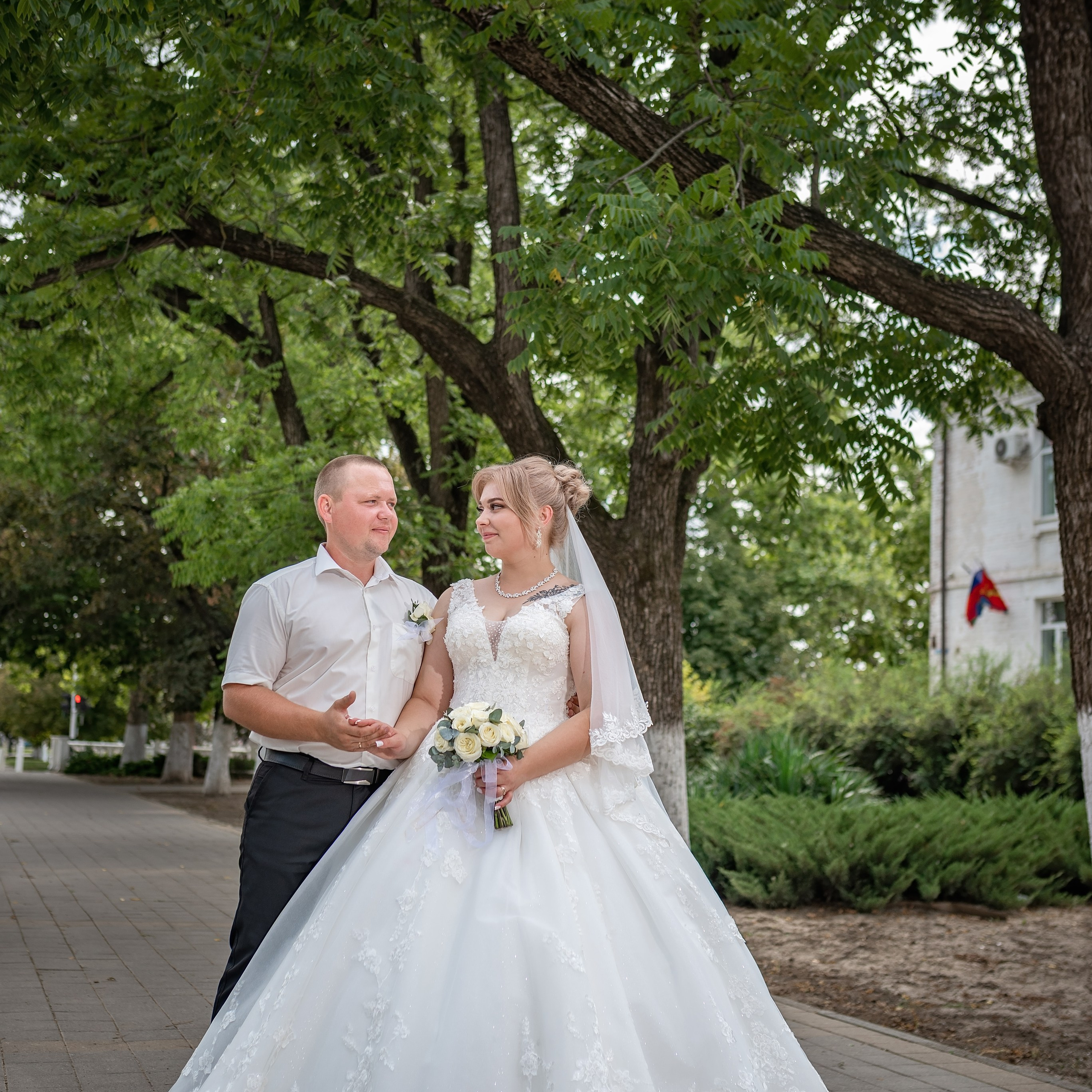 Яна и Дэнис 08.08 25. Eewa.ru