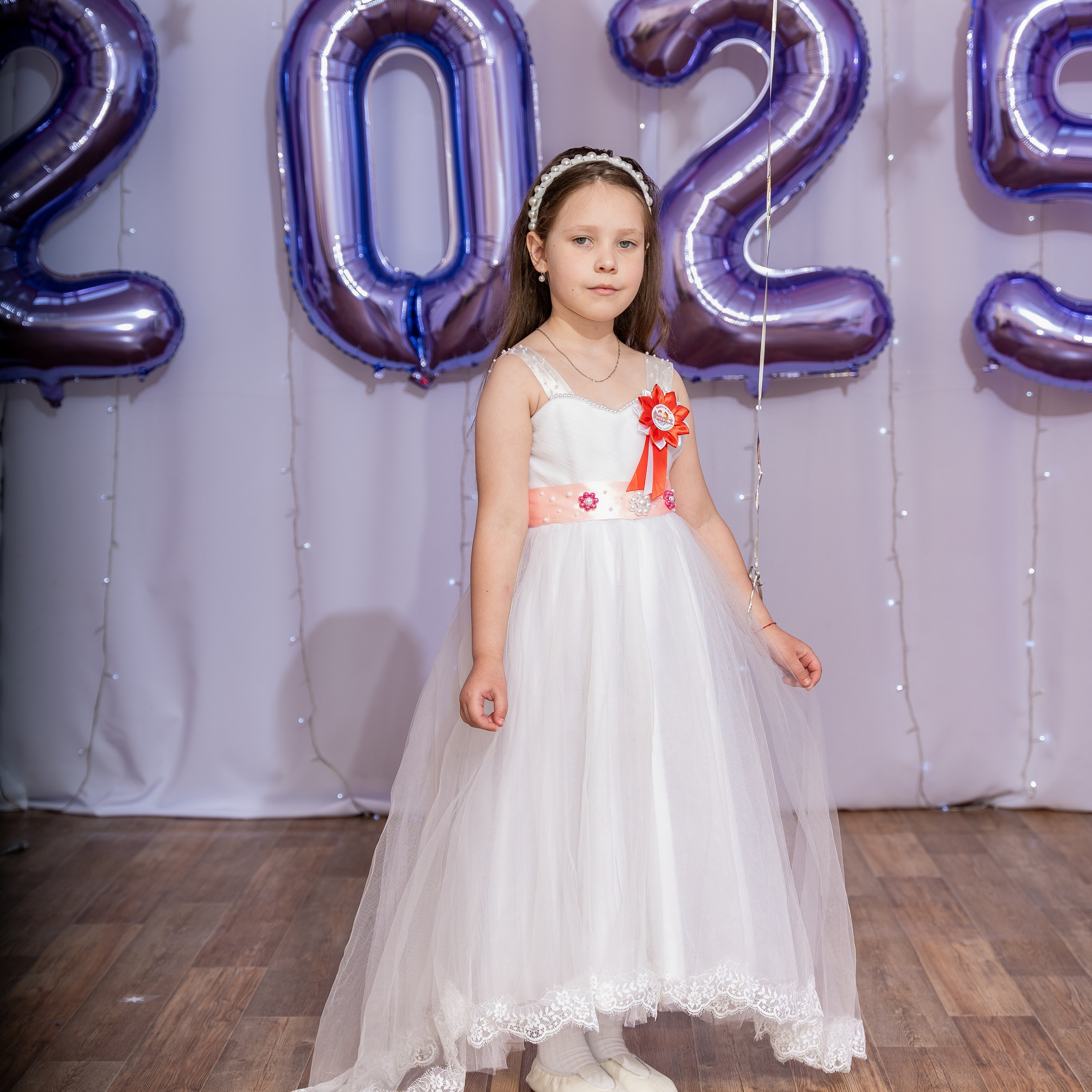 Фотосессия на выпускном утреннике в детсаду 2025. Eewa.ru