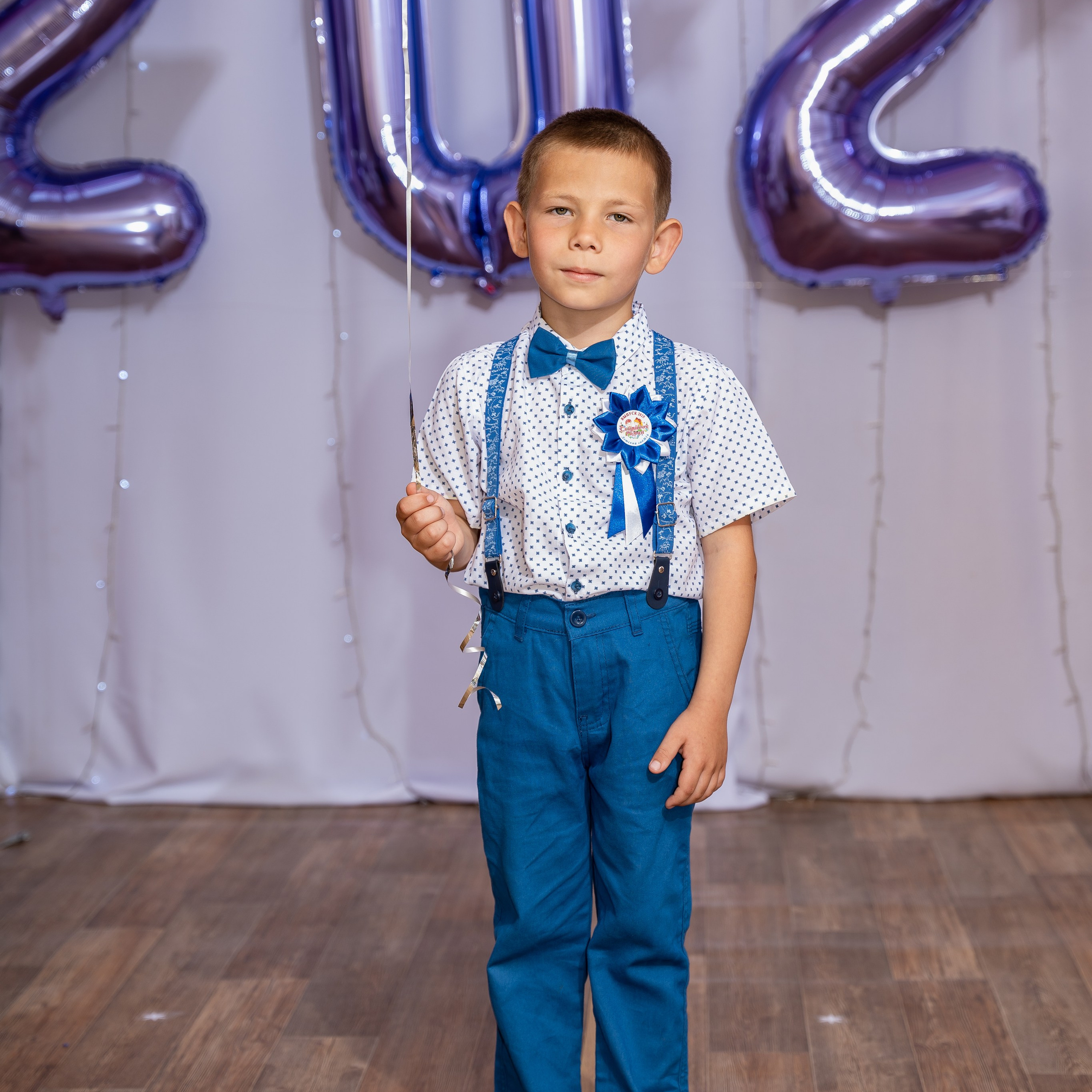 Фотосессия на выпускном утреннике в детсаду 2025. Eewa.ru