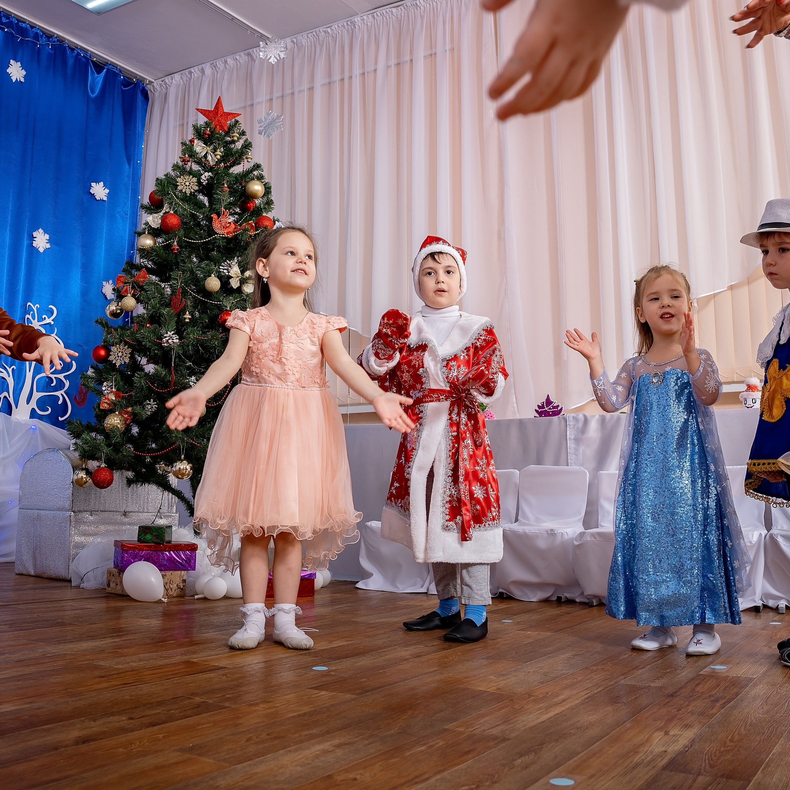 Новогодние фотографии детский сад. Eewa.ru