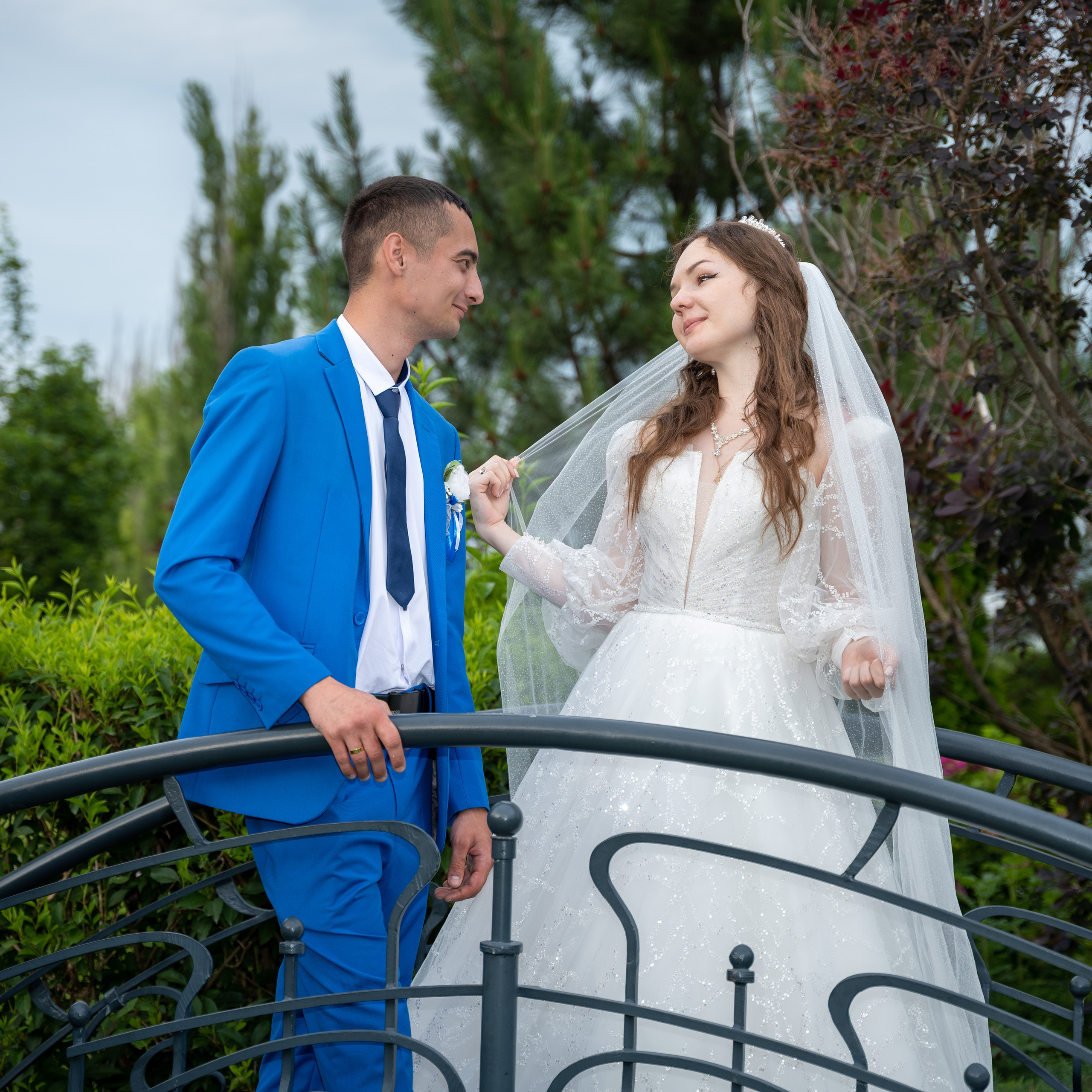 ФОТО ПРОГУЛКА В Свадебный день 2023. Eewa.ru