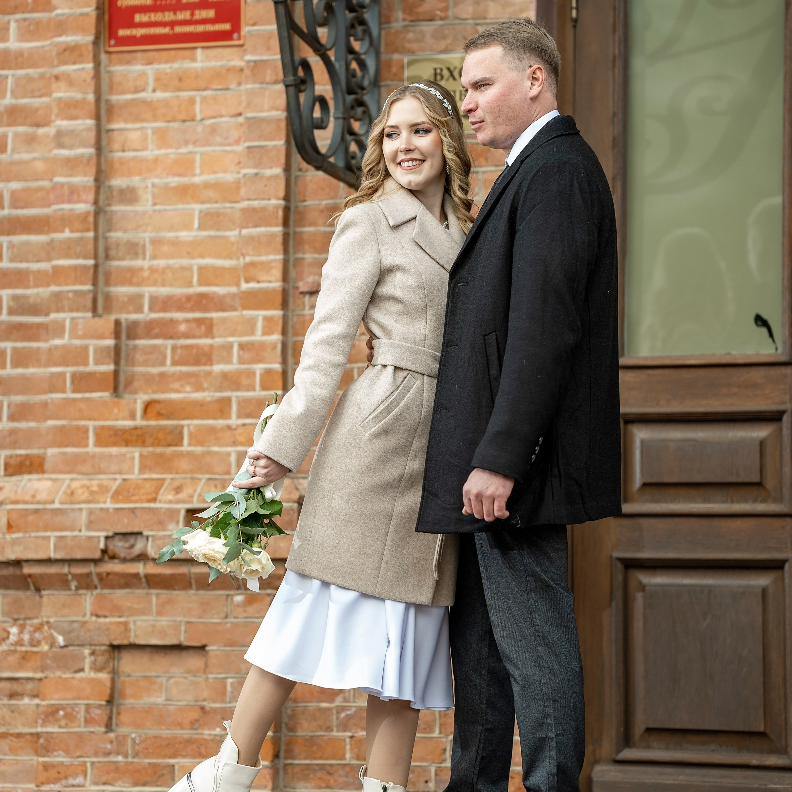 Артём Анжела. Eewa.ru