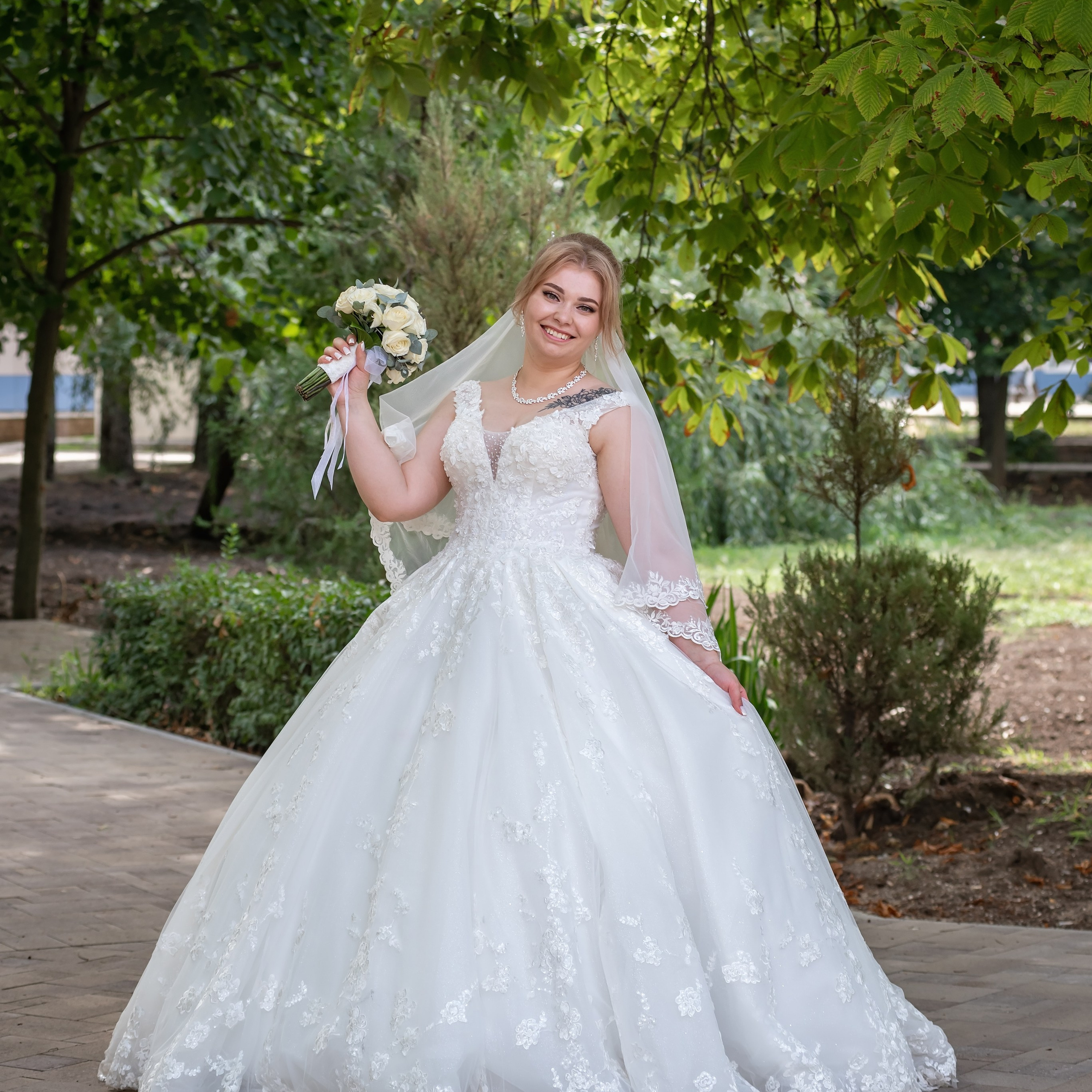 Яна и Дэнис 08.08 25. Eewa.ru