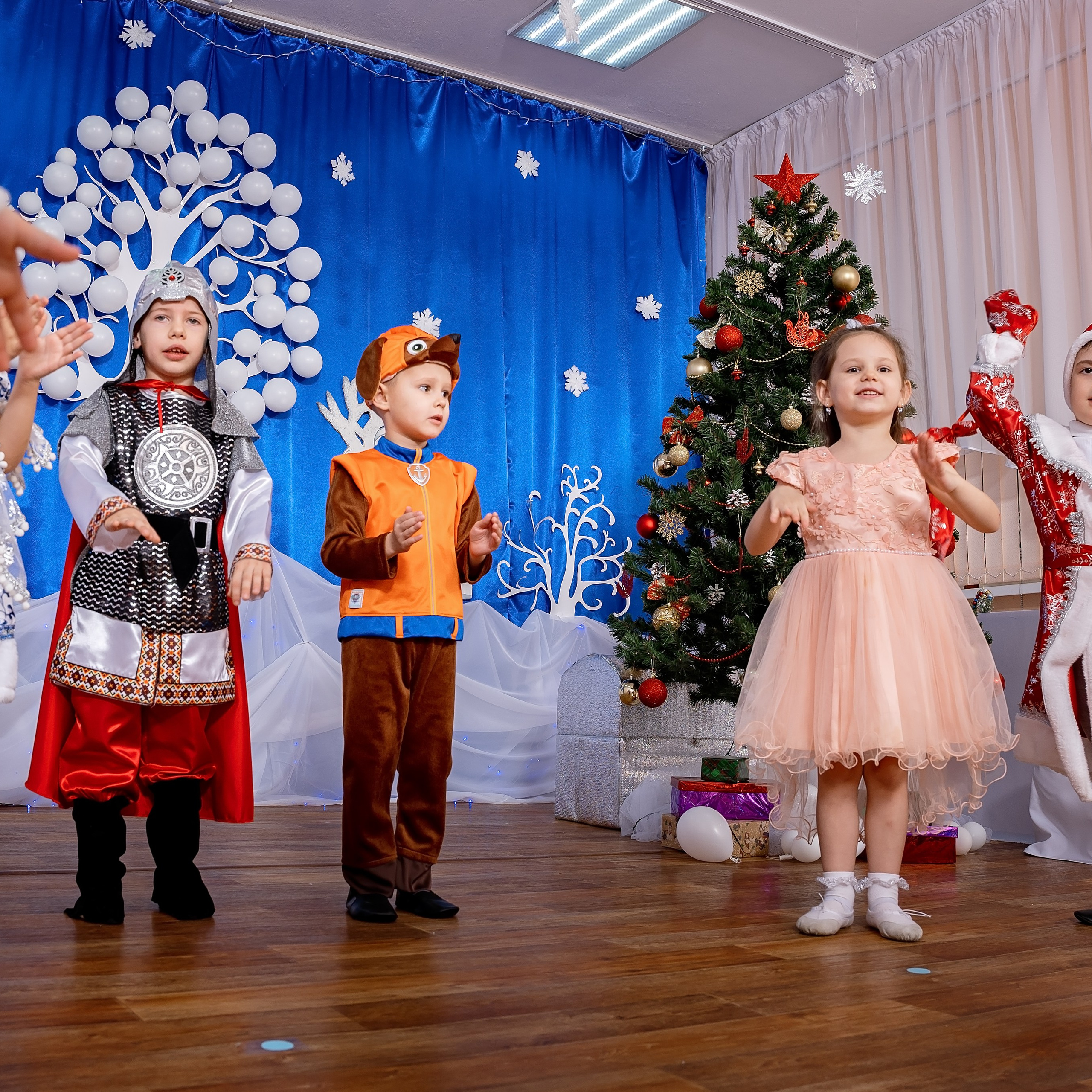 Новогодние фотографии детский сад. Eewa.ru