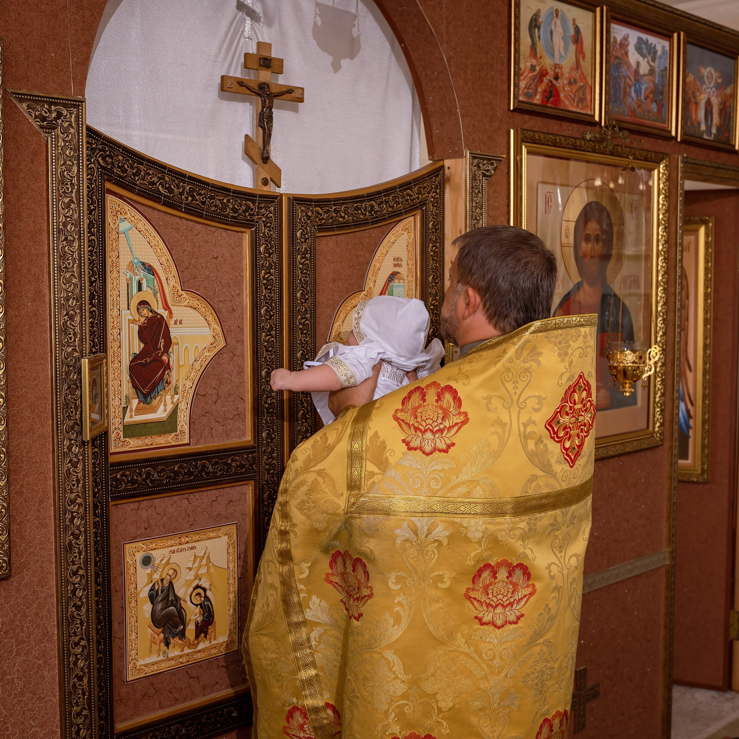 Крещение Милена. Eewa.ru