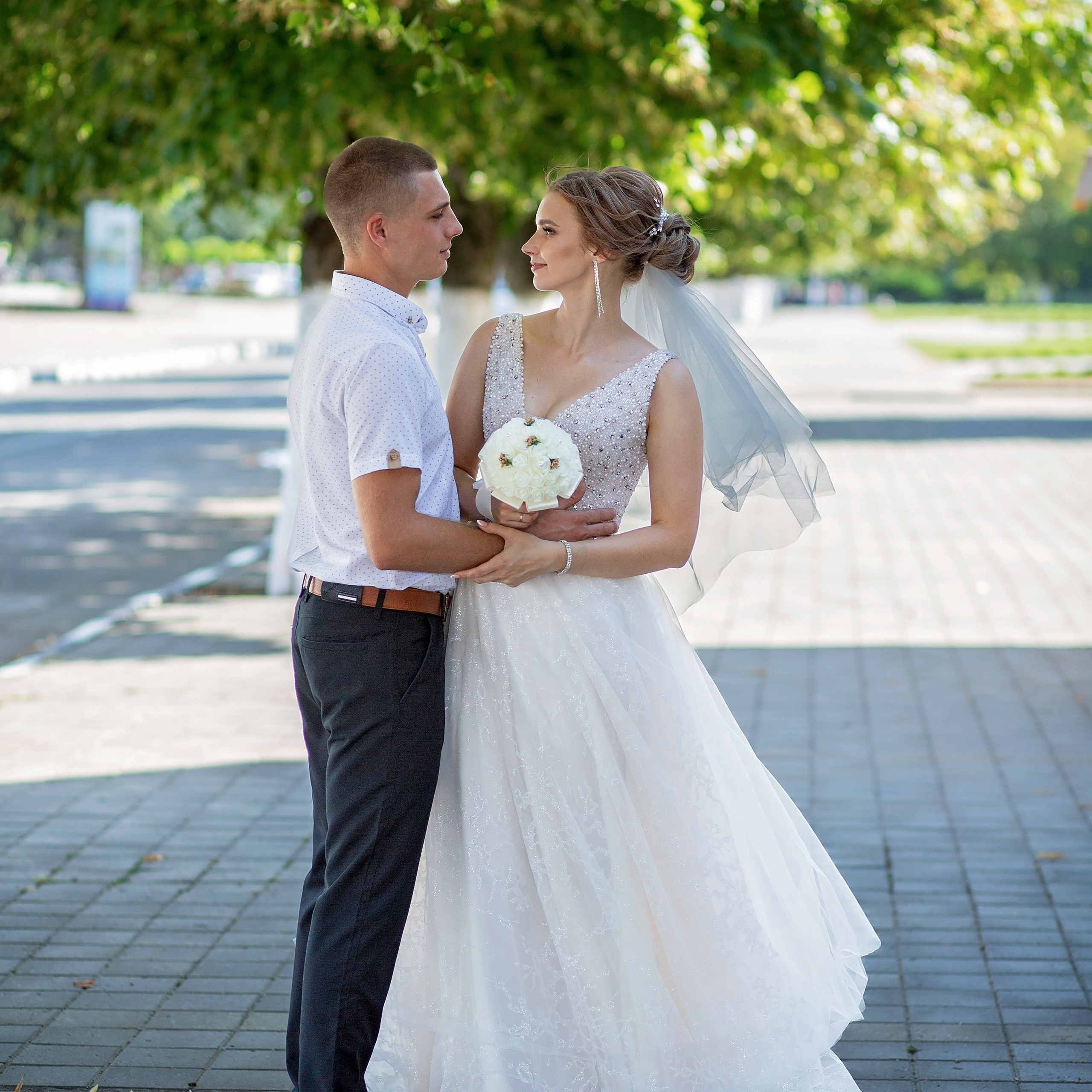 Артем и Виктория. Eewa.ru