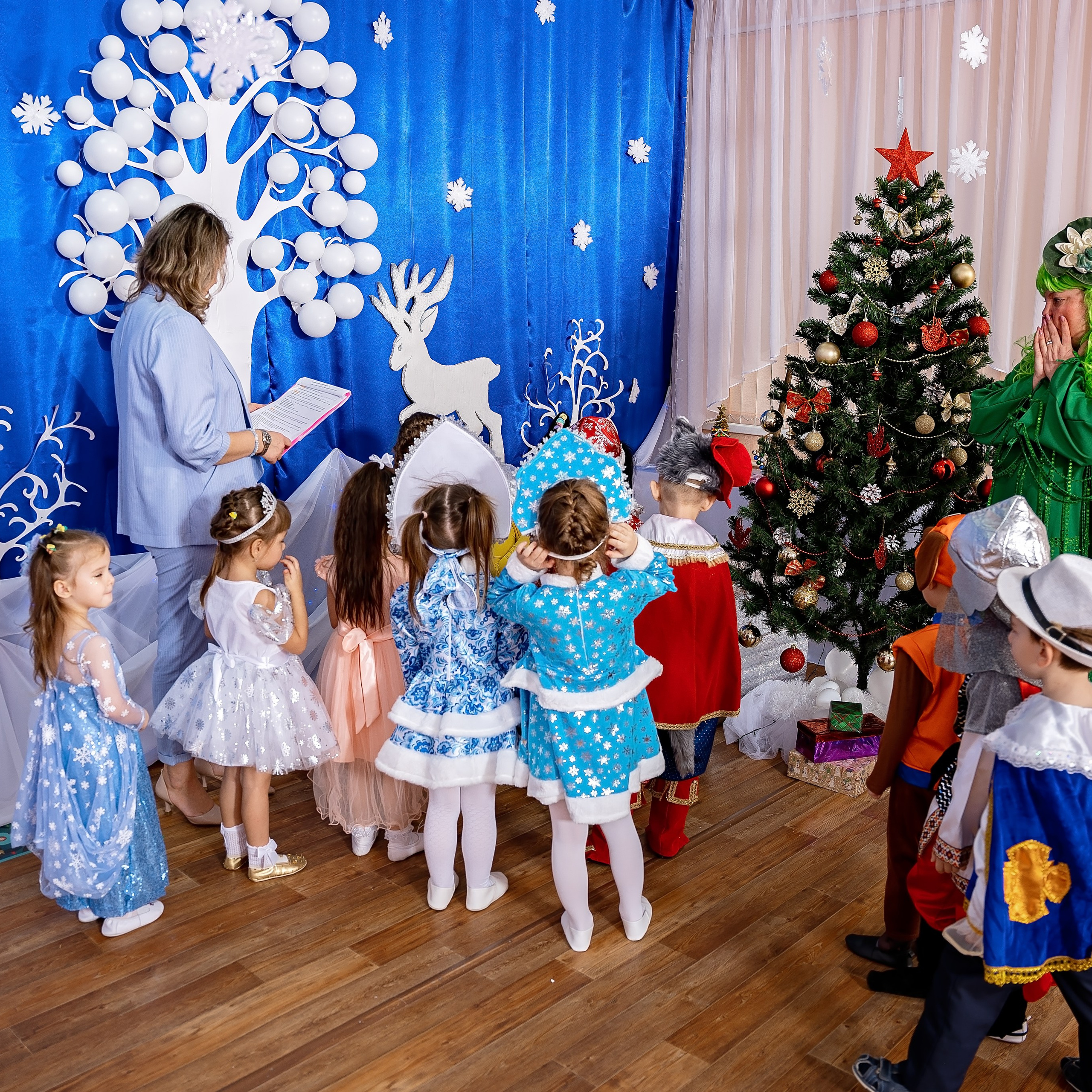 Новогодние фотографии детский сад. Eewa.ru