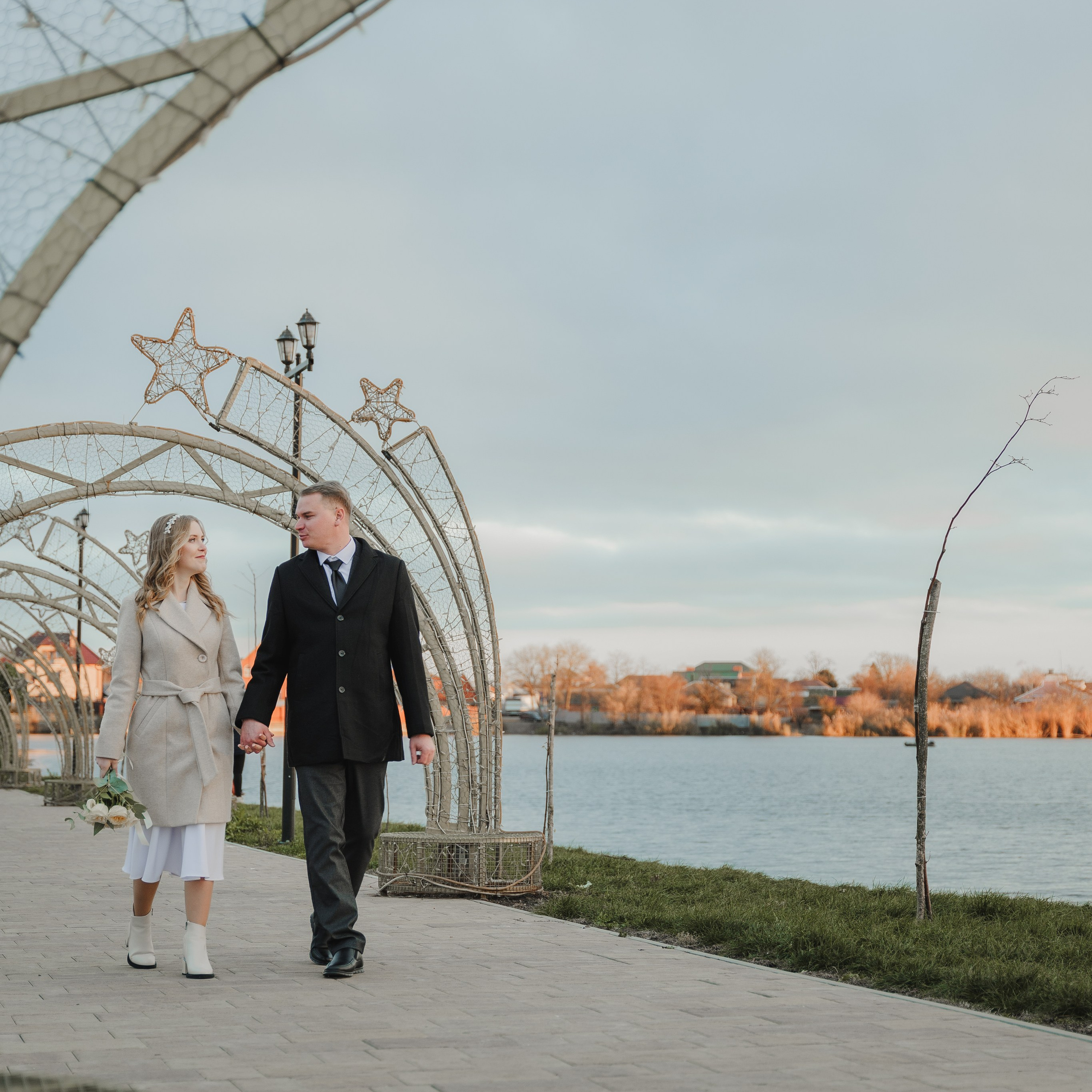 Артём Анжела. Eewa.ru