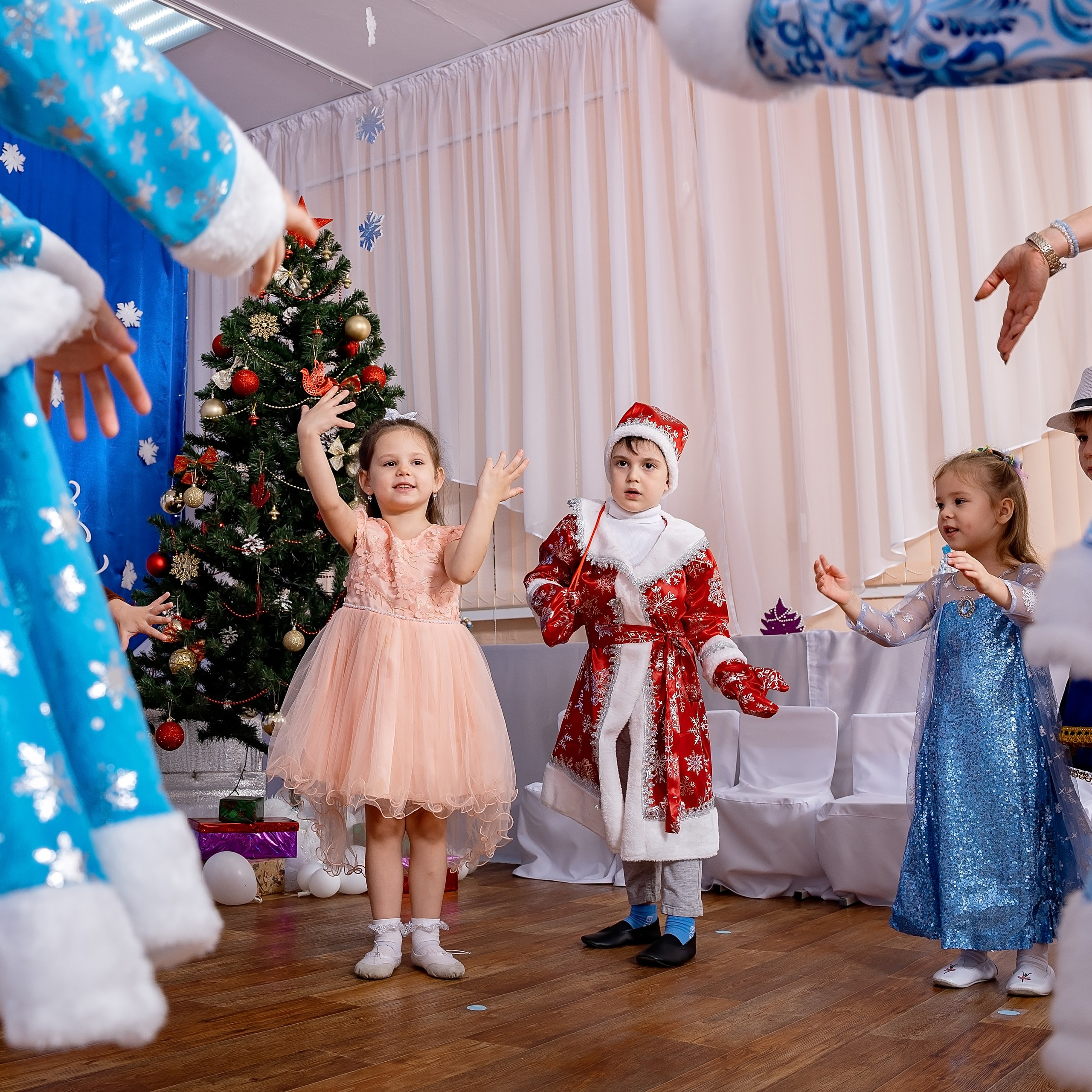 Новогодние фотографии детский сад. Eewa.ru