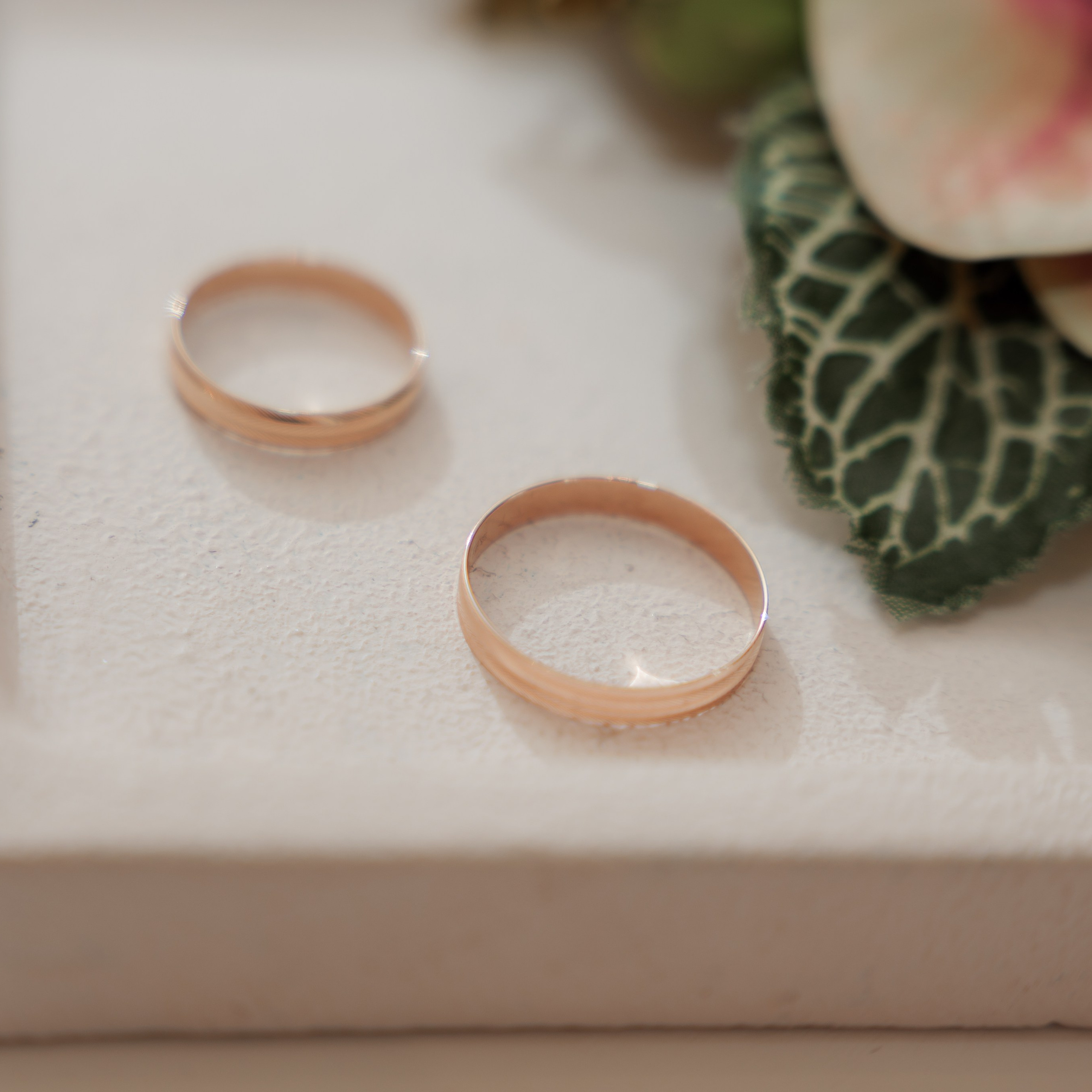 Артём Анжела. Eewa.ru