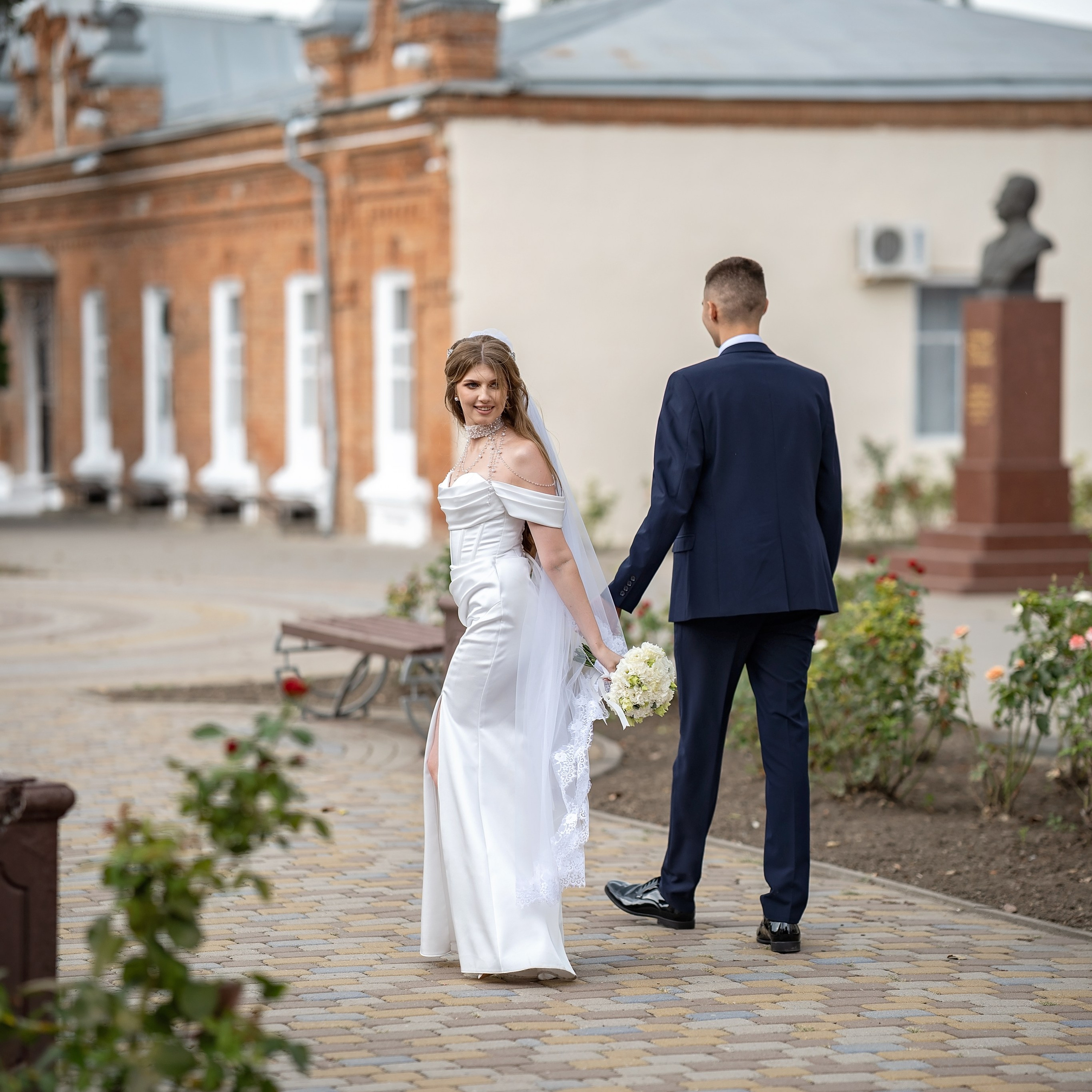 Артём и Екатерина. Eewa.ru