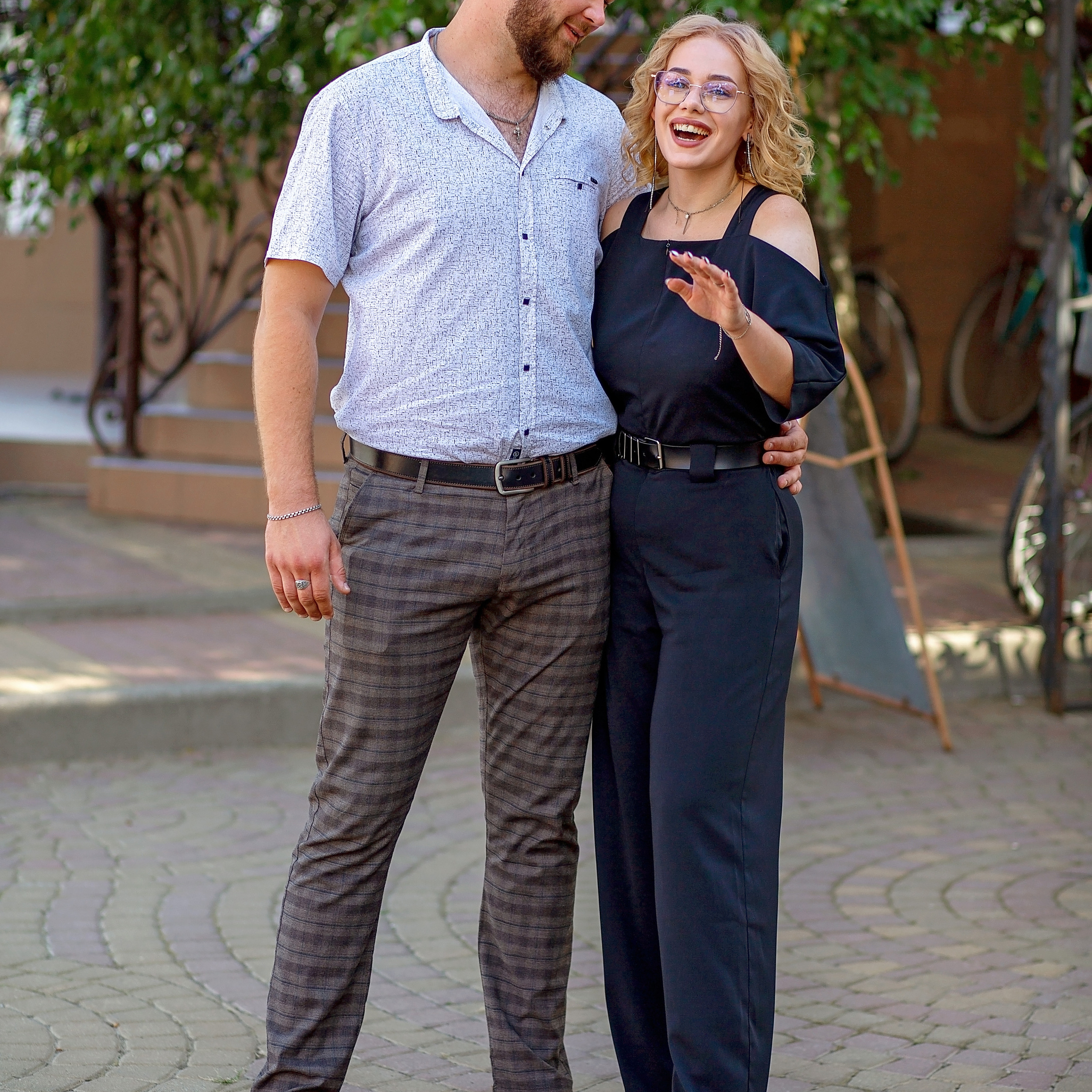 Артем и Виктория. Eewa.ru