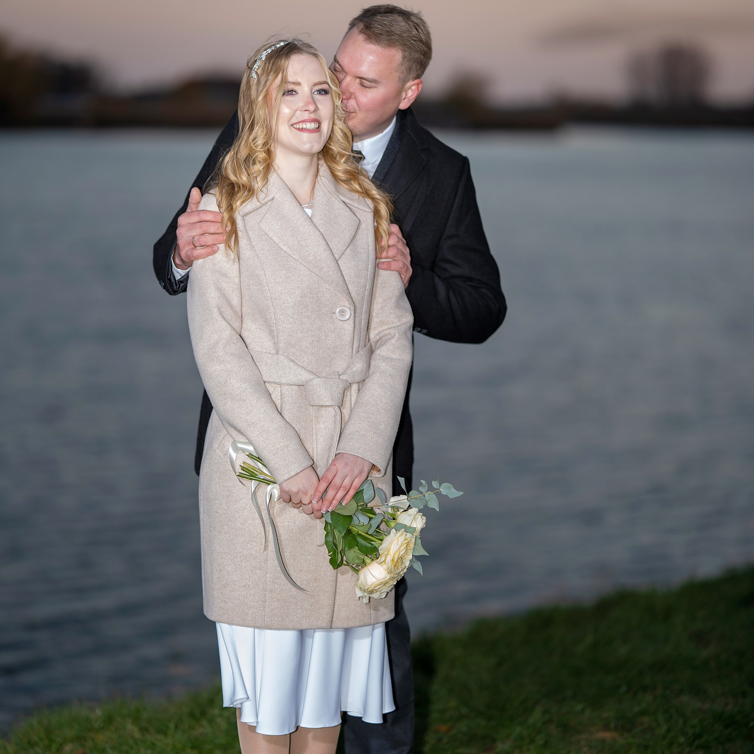 Артём Анжела. Eewa.ru