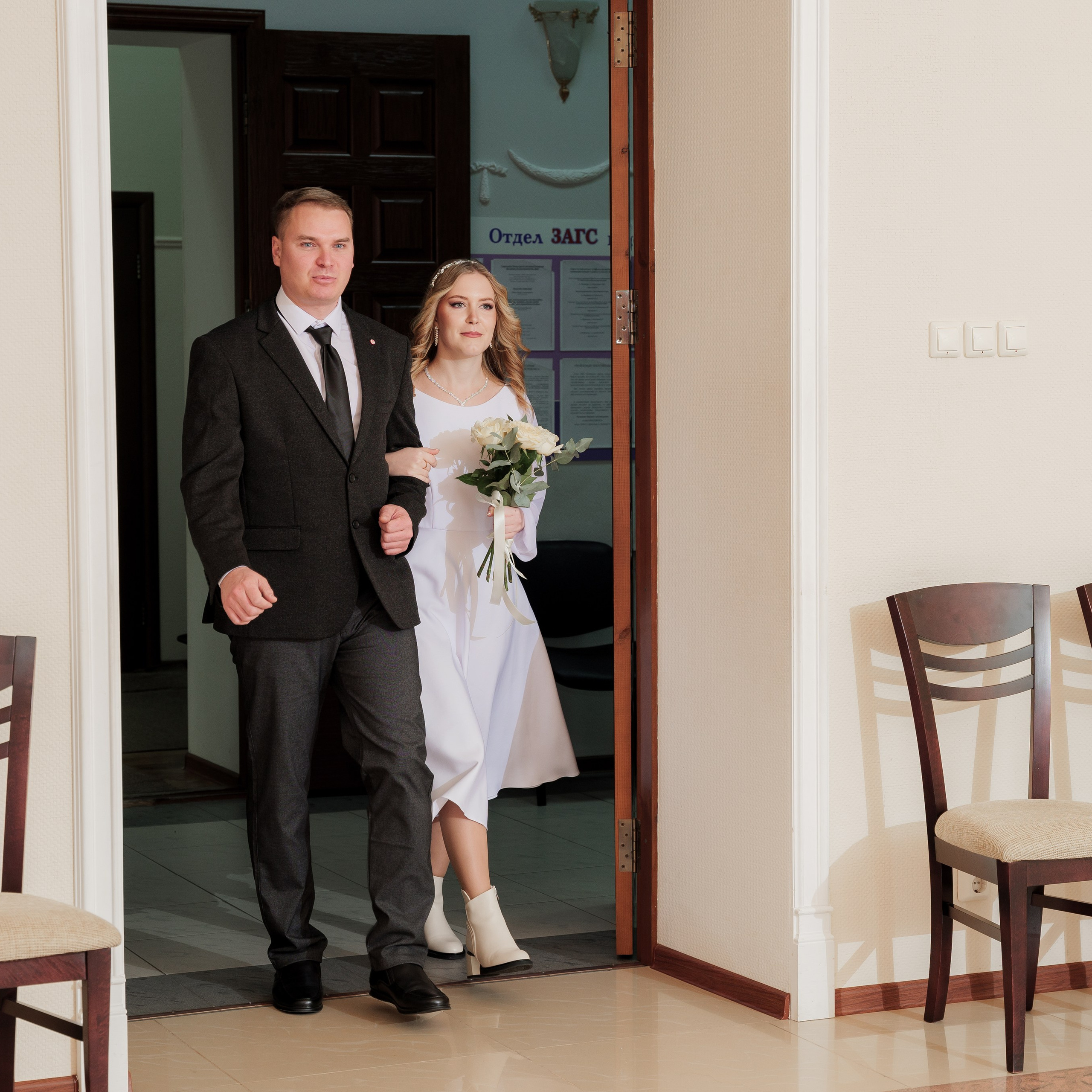 Артём Анжела. Eewa.ru