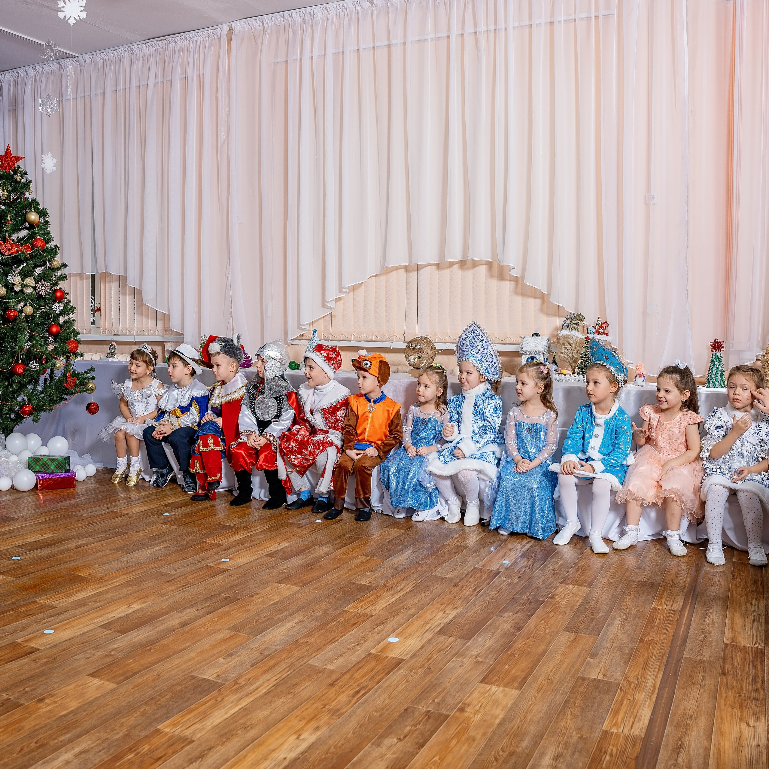 Новогодние фотографии детский сад. Eewa.ru