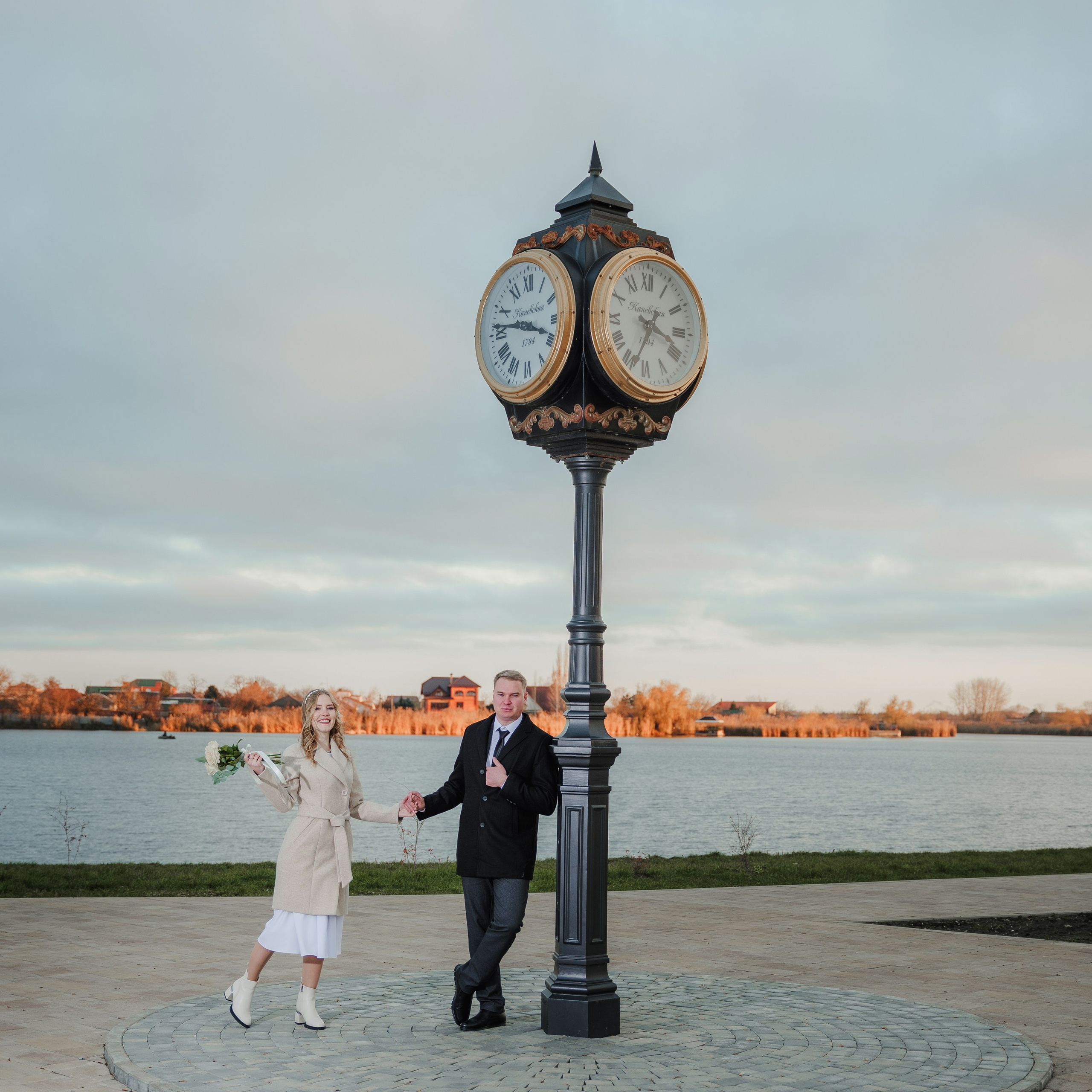 Артём Анжела. Eewa.ru