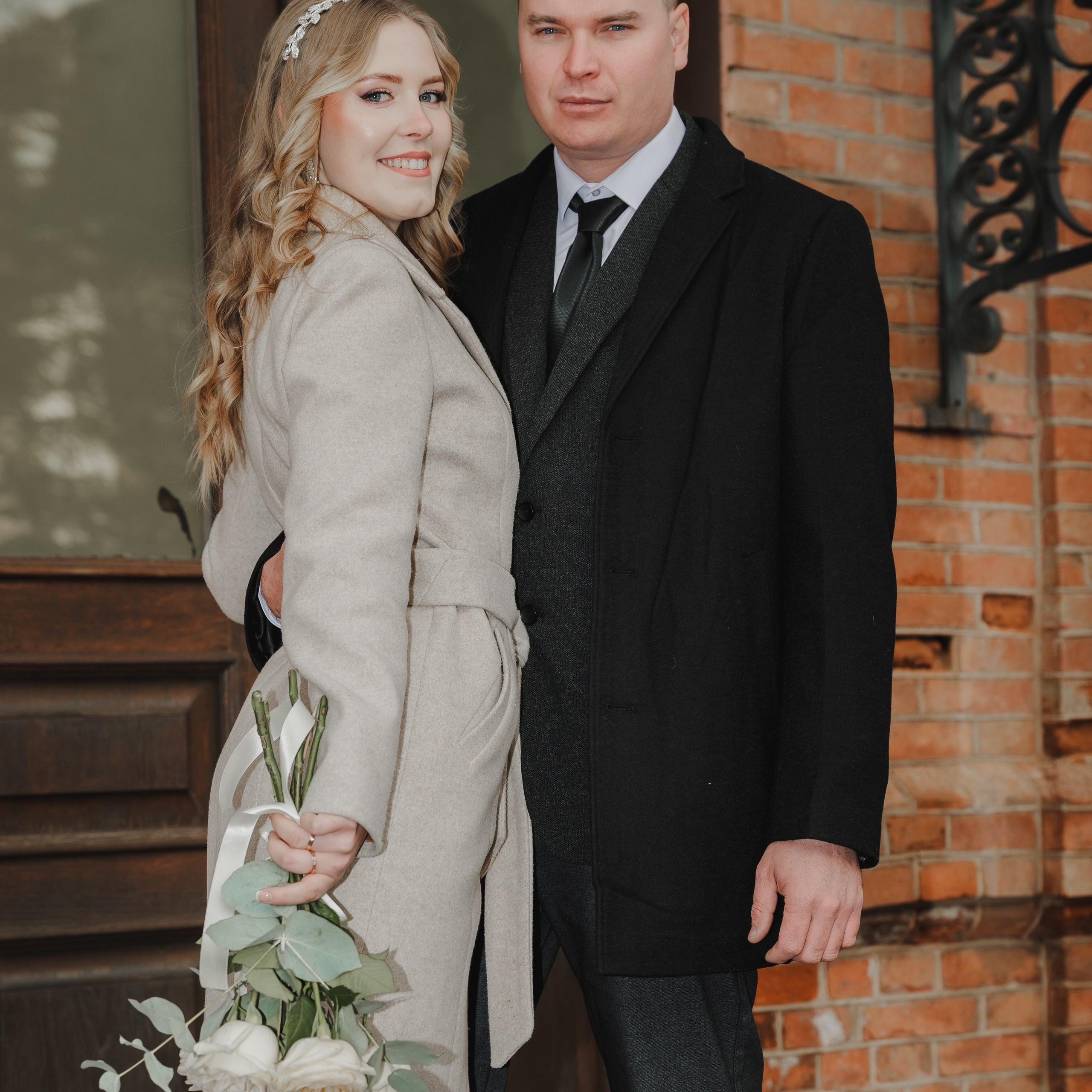 Артём Анжела. Eewa.ru