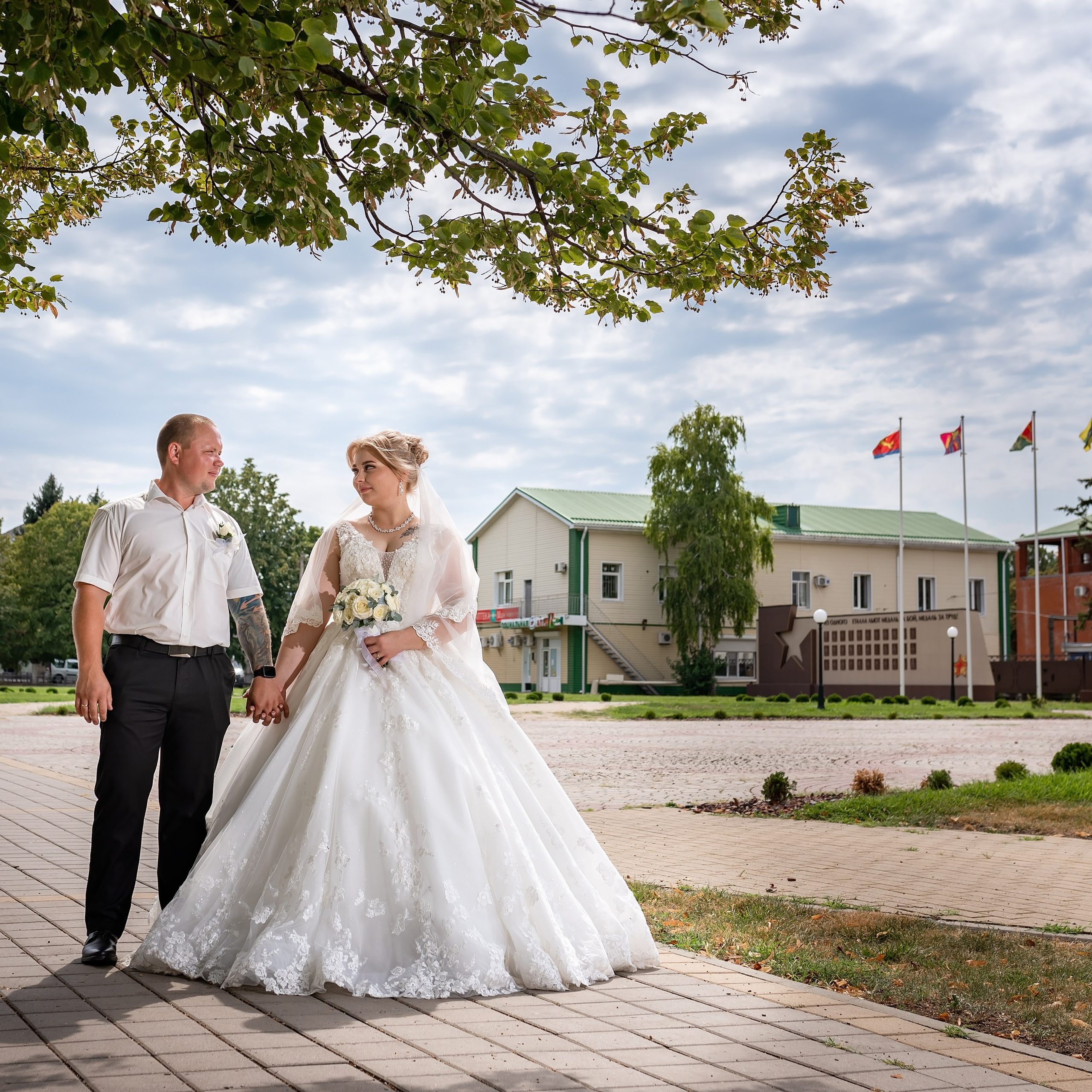 Яна и Дэнис 08.08 25. Eewa.ru