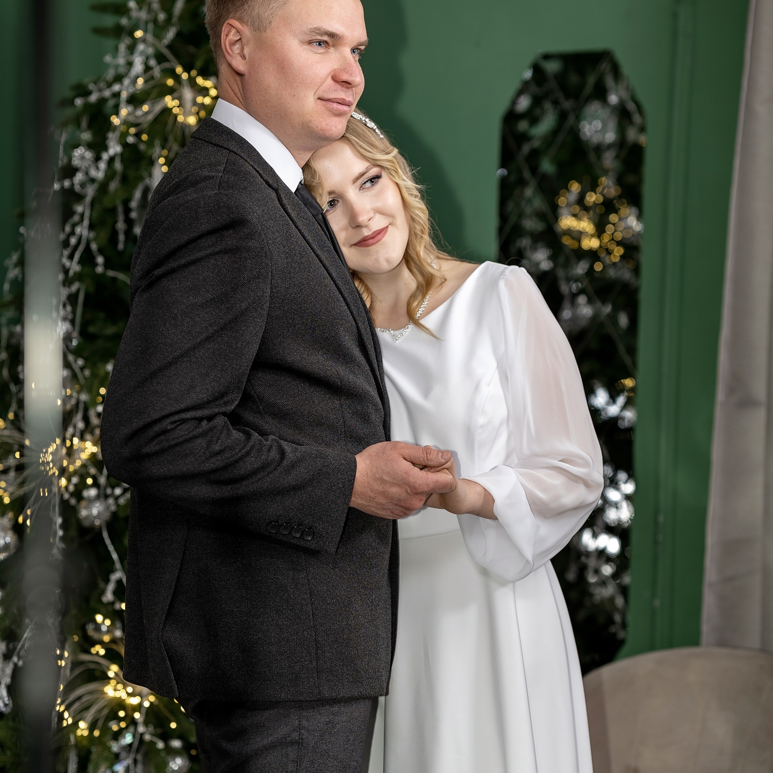 Артём Анжела. Eewa.ru