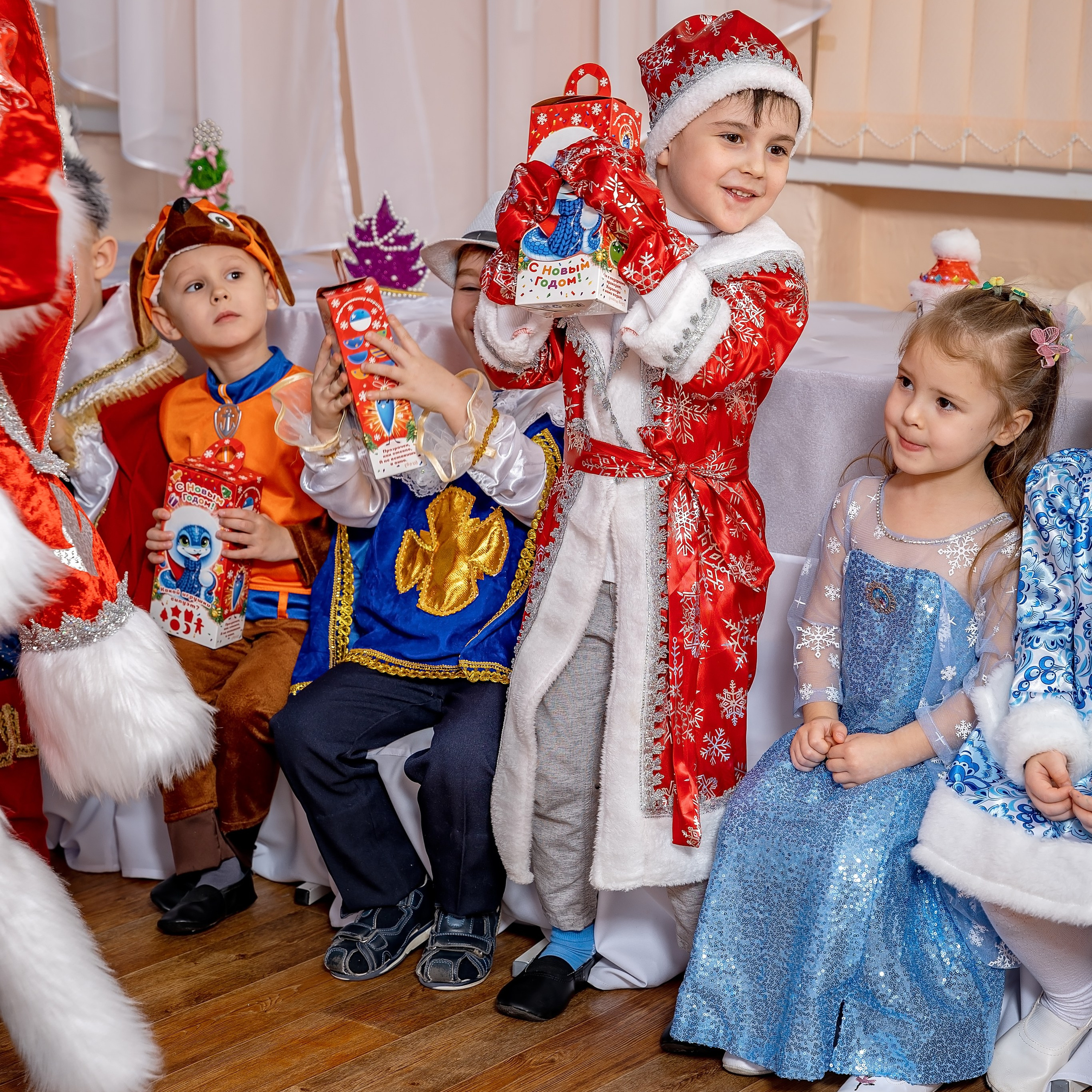 Новогодние фотографии детский сад. Eewa.ru