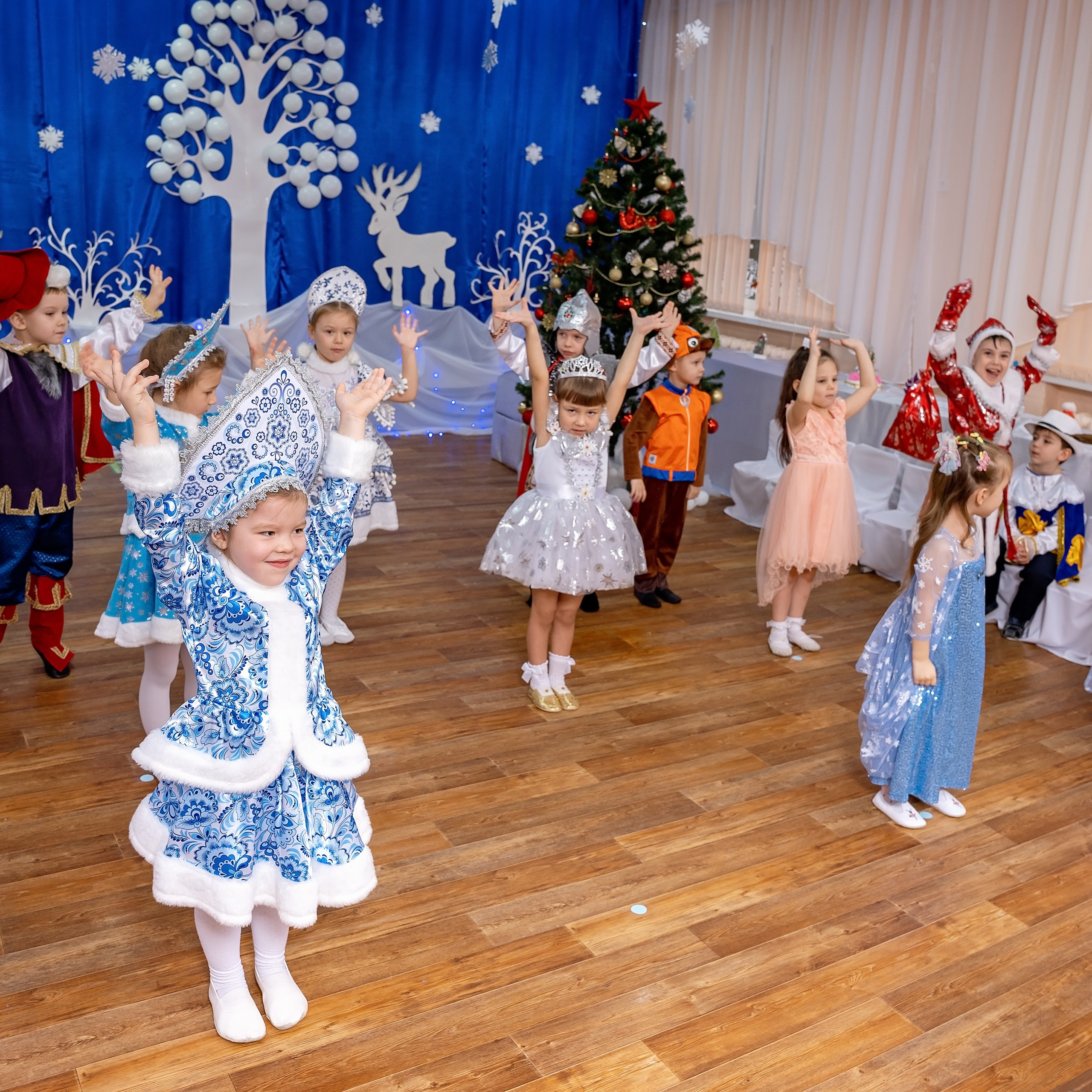 Новогодние фотографии детский сад. Eewa.ru