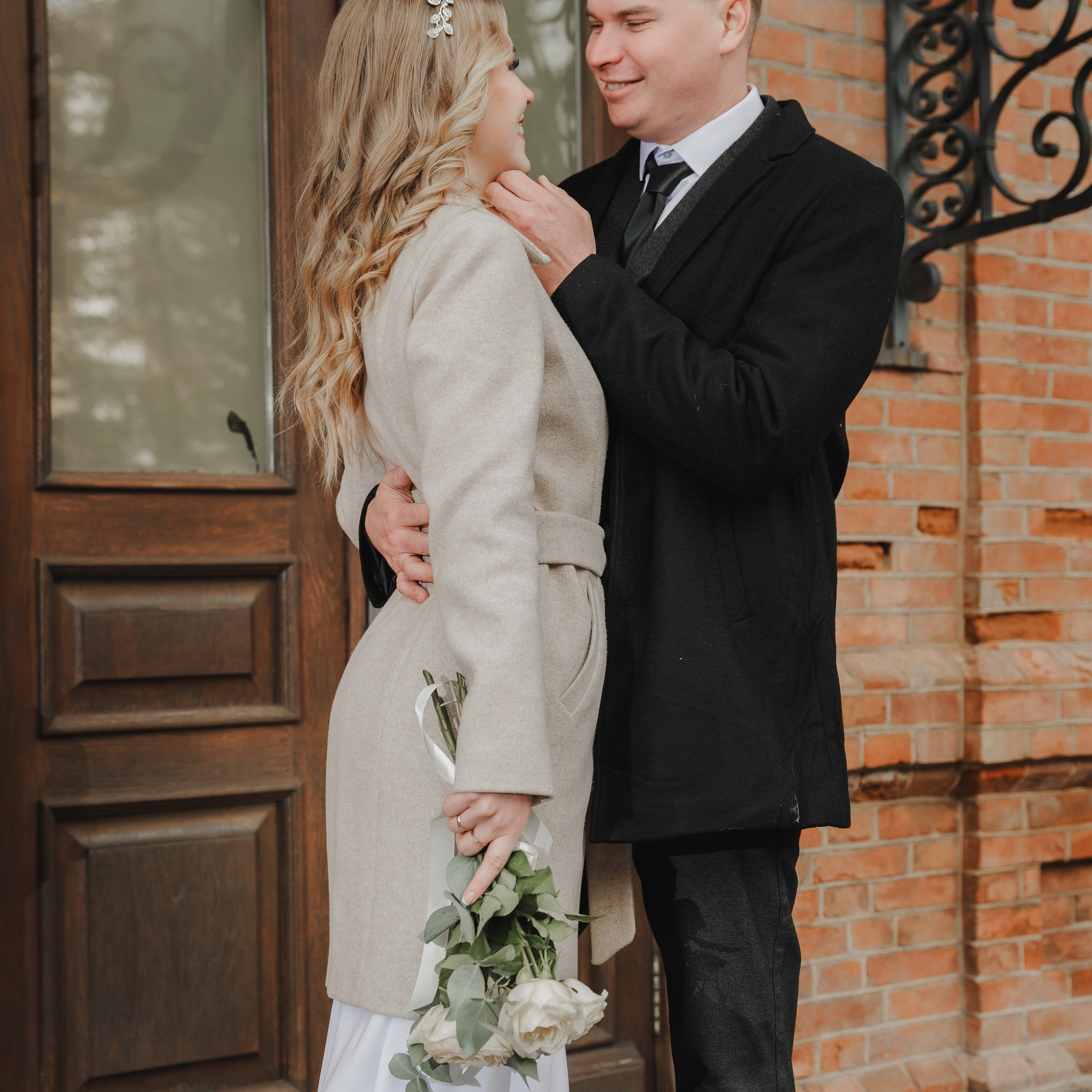 Артём Анжела. Eewa.ru