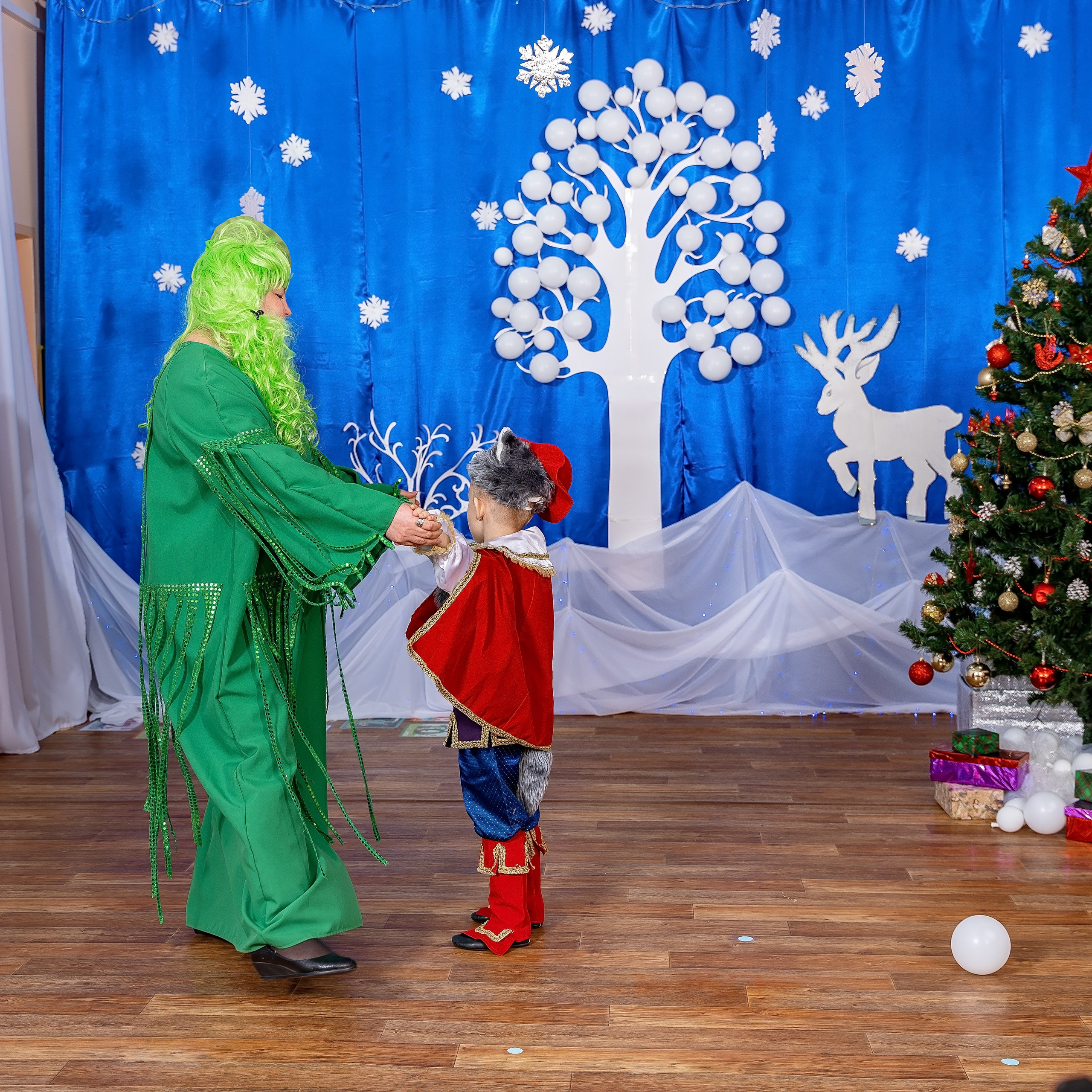 Новогодние фотографии детский сад. Eewa.ru