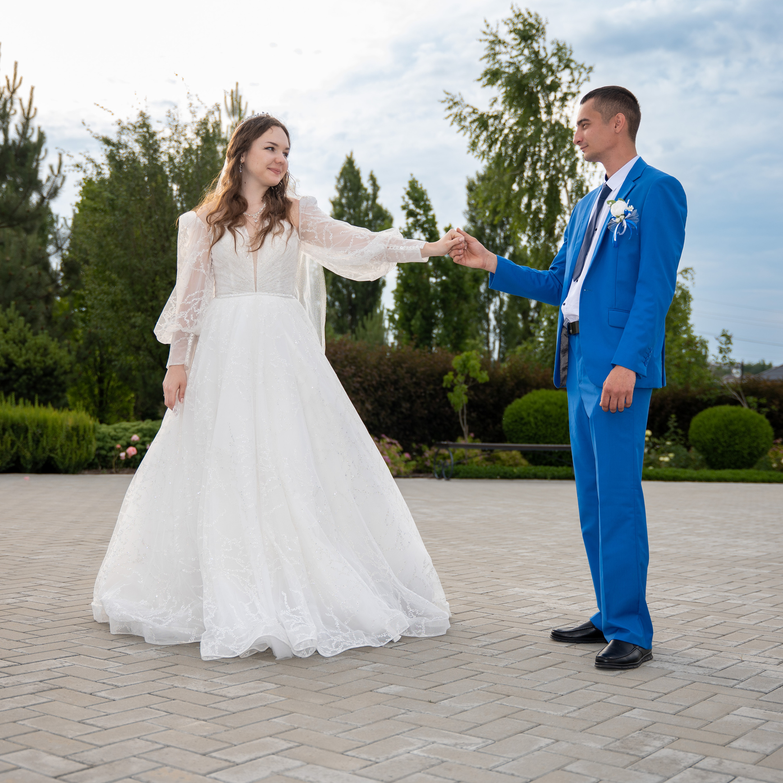 ФОТО ПРОГУЛКА В Свадебный день 2023. Eewa.ru