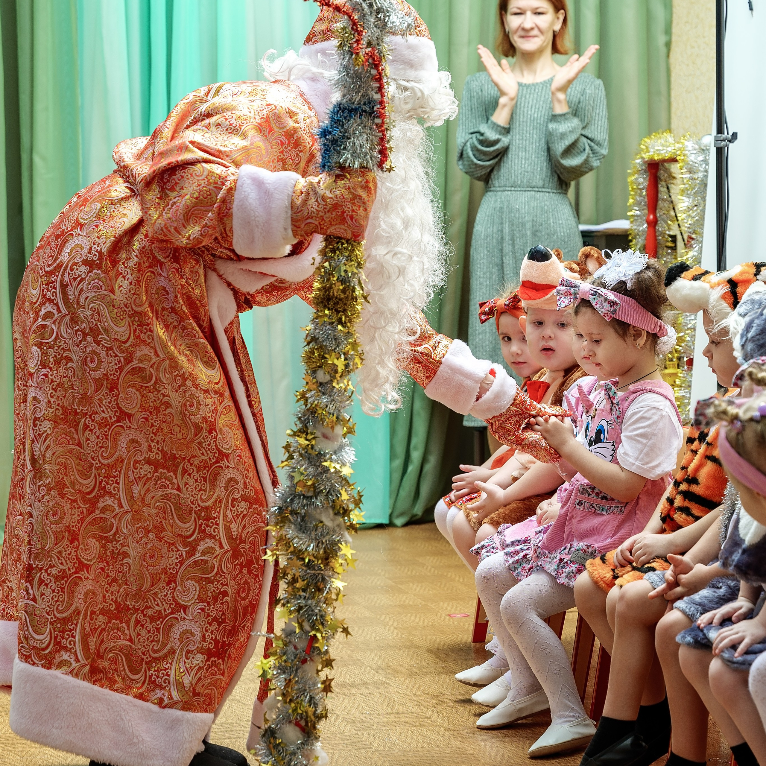 Новогодние фотосессии в детсаду. Eewa.ru