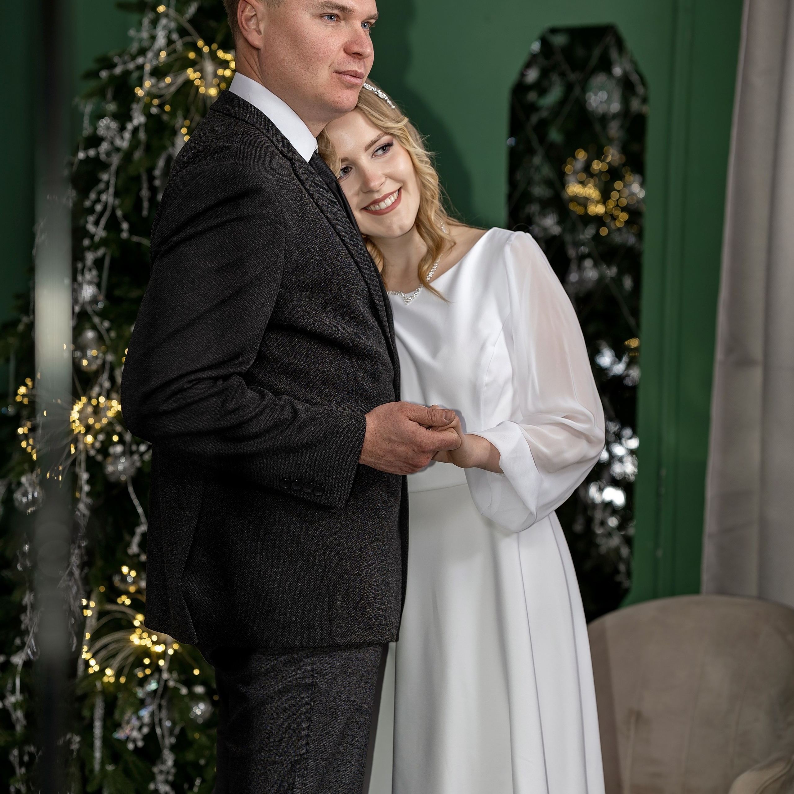 Артём Анжела. Eewa.ru