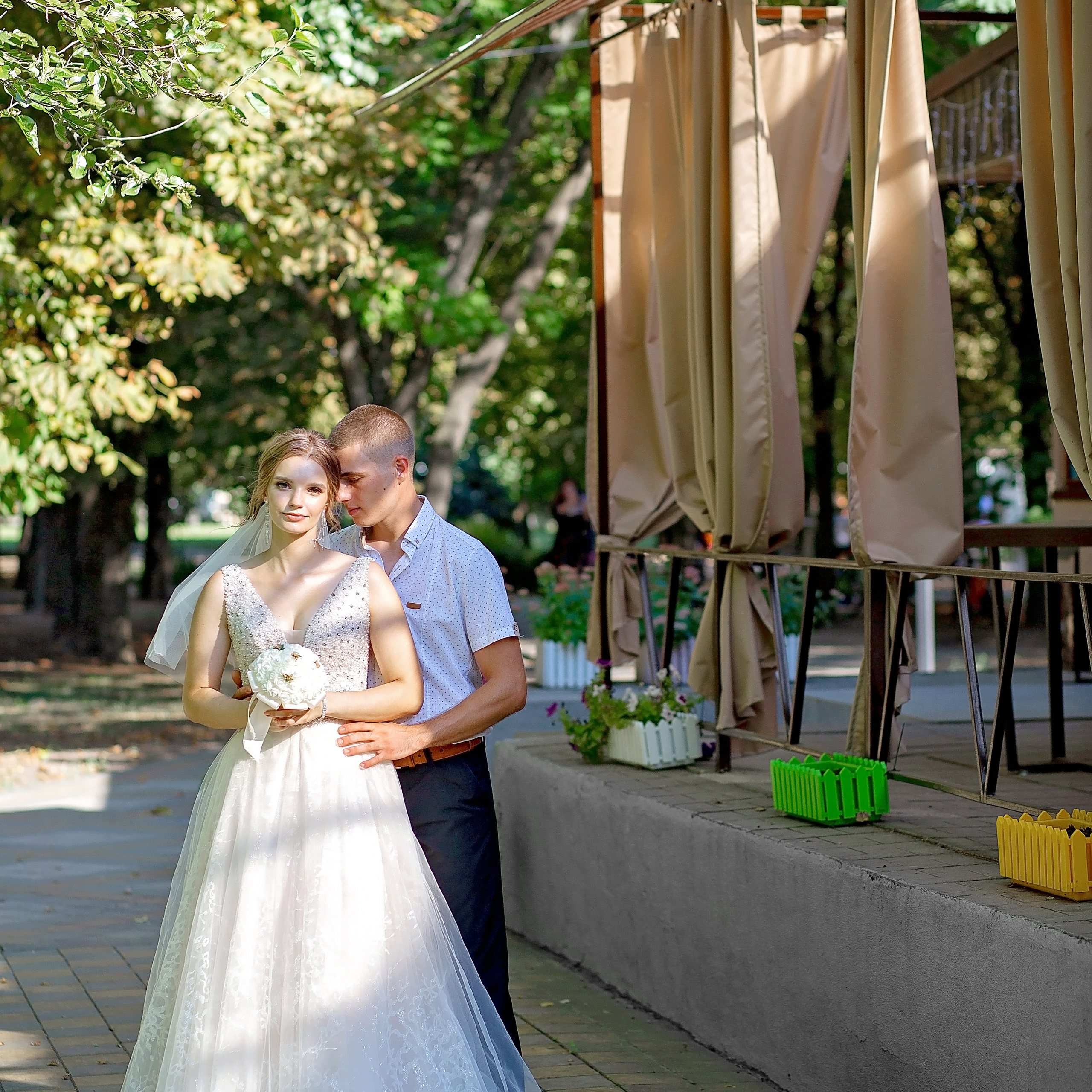 Артем и Виктория. Eewa.ru