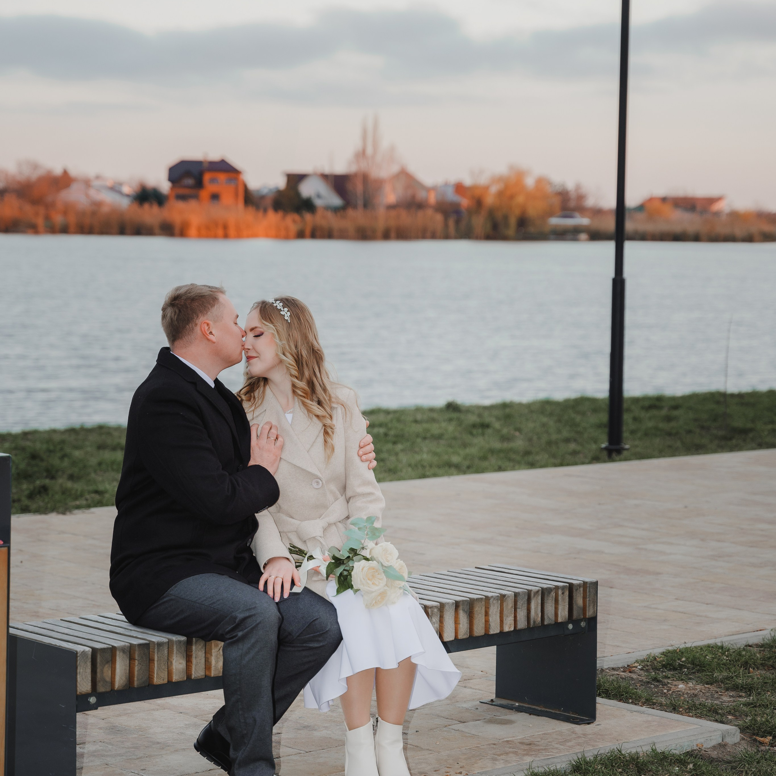 Артём Анжела. Eewa.ru