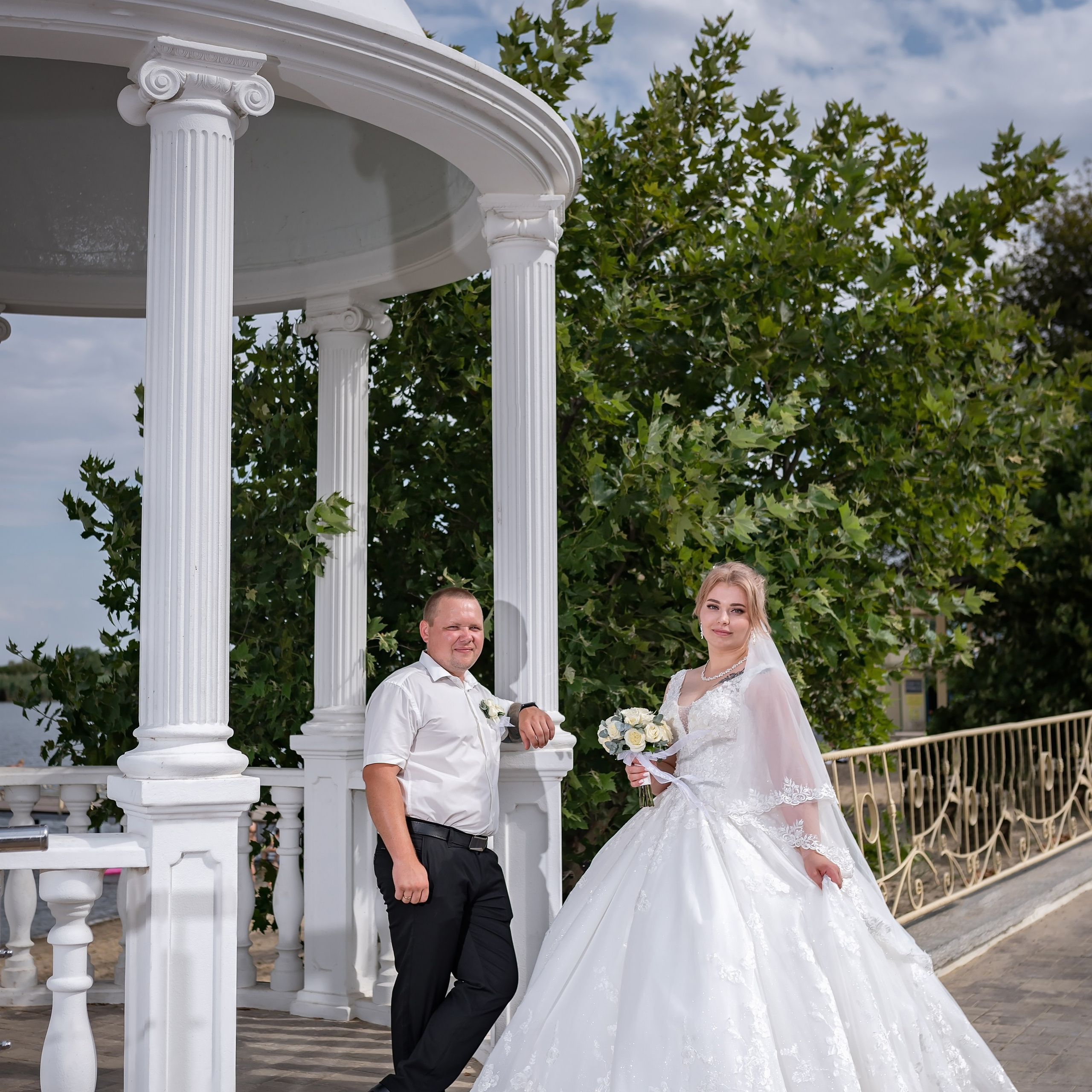 Яна и Дэнис 08.08 25. Eewa.ru