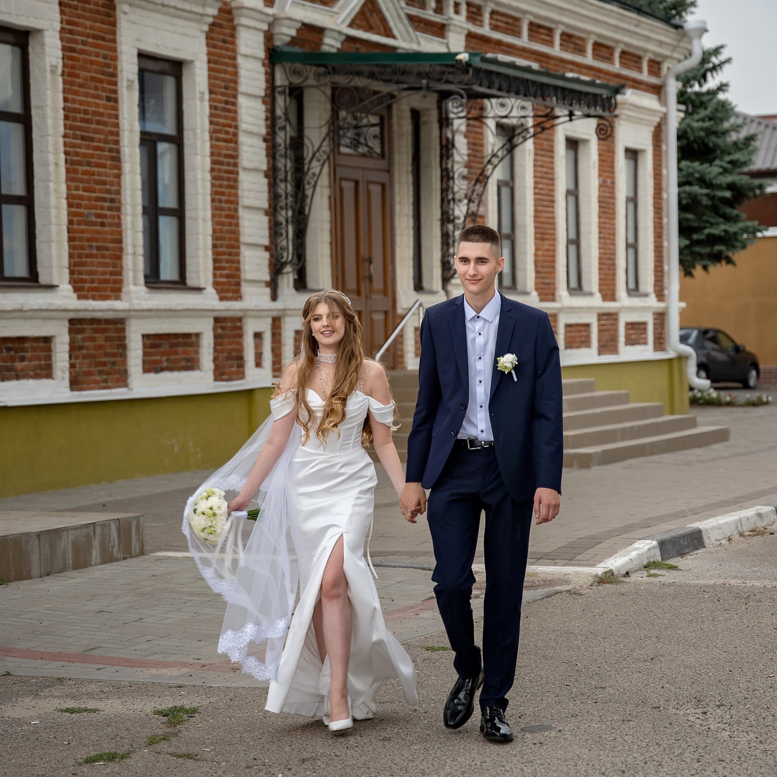 Артём и Екатерина. Eewa.ru