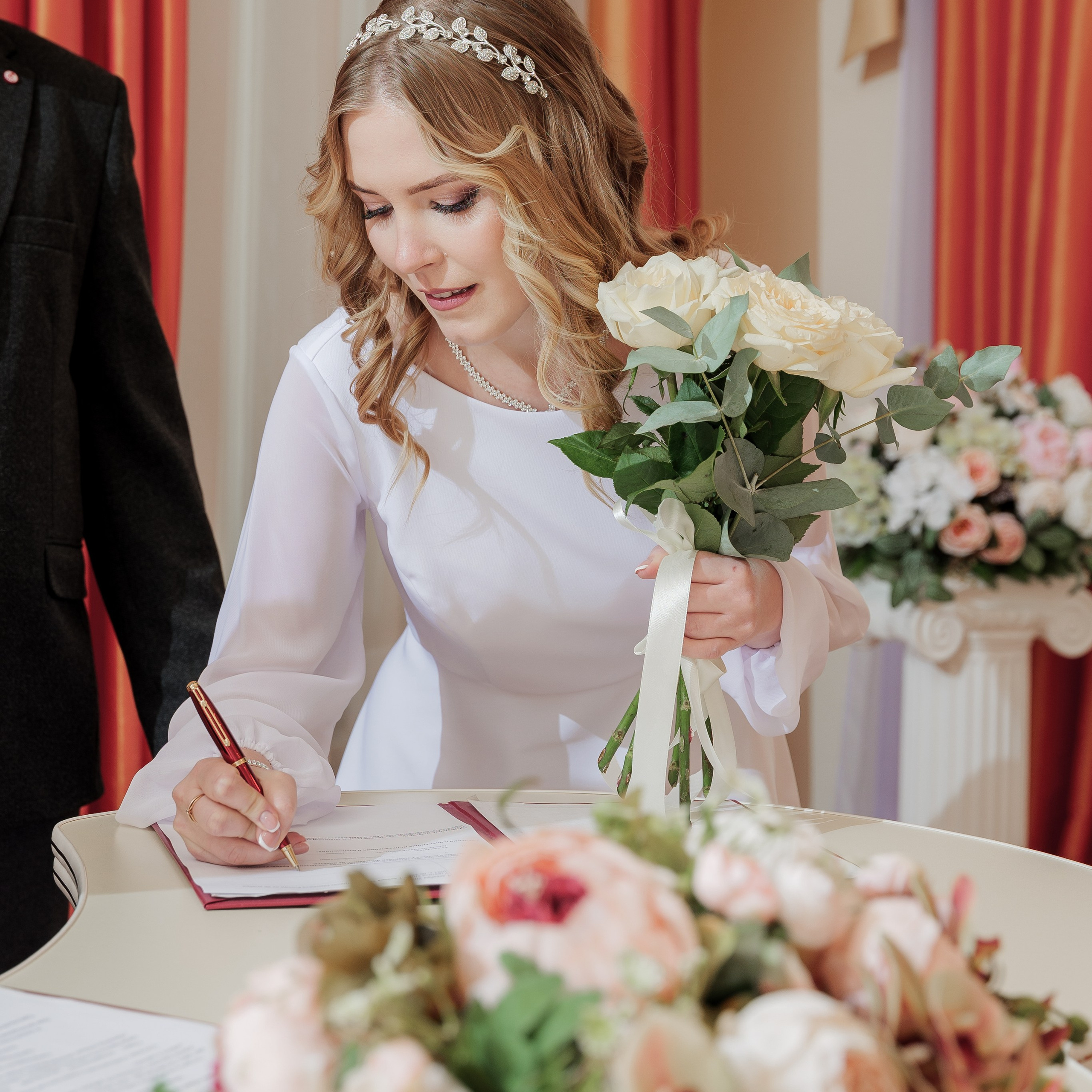 Артём Анжела. Eewa.ru