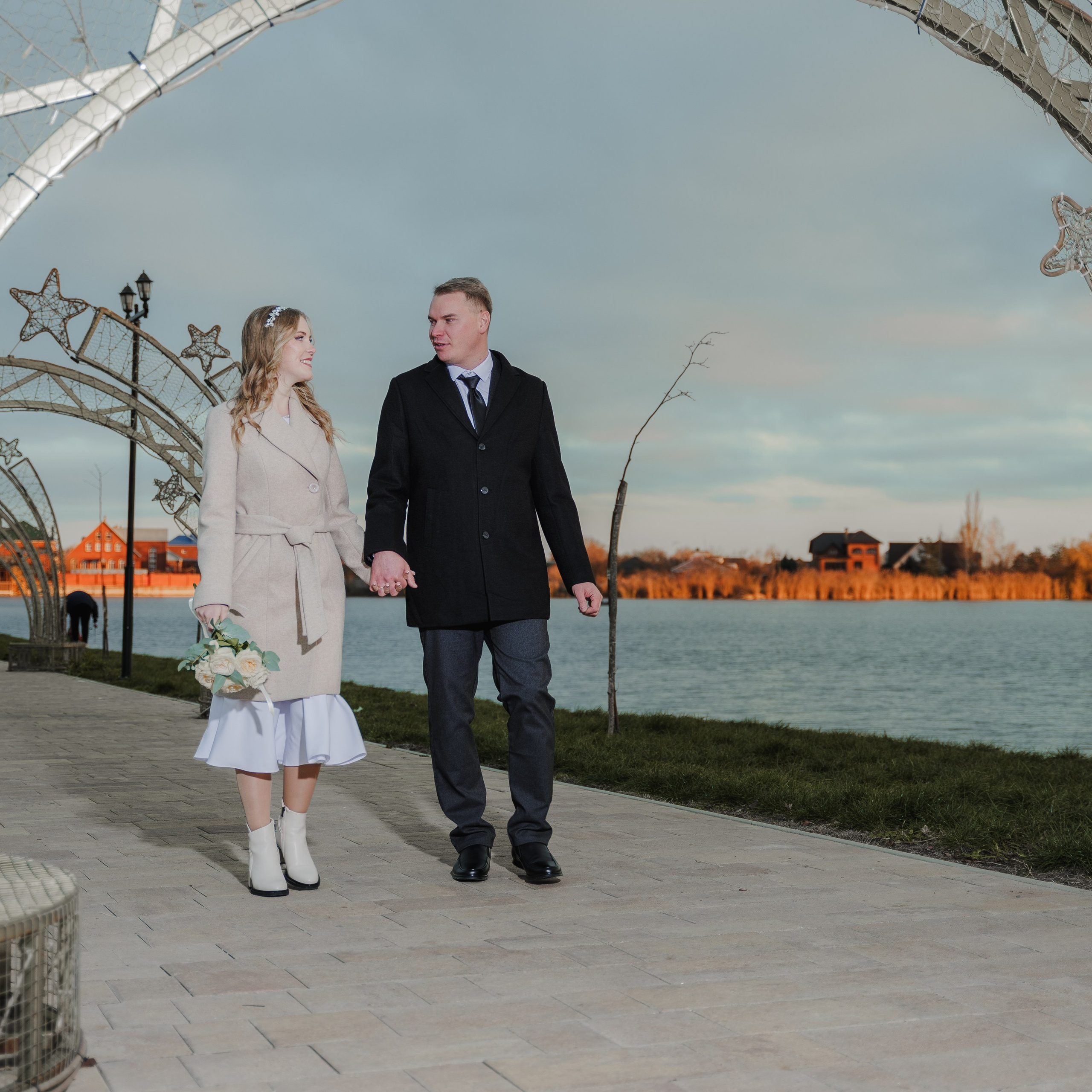 Артём Анжела. Eewa.ru