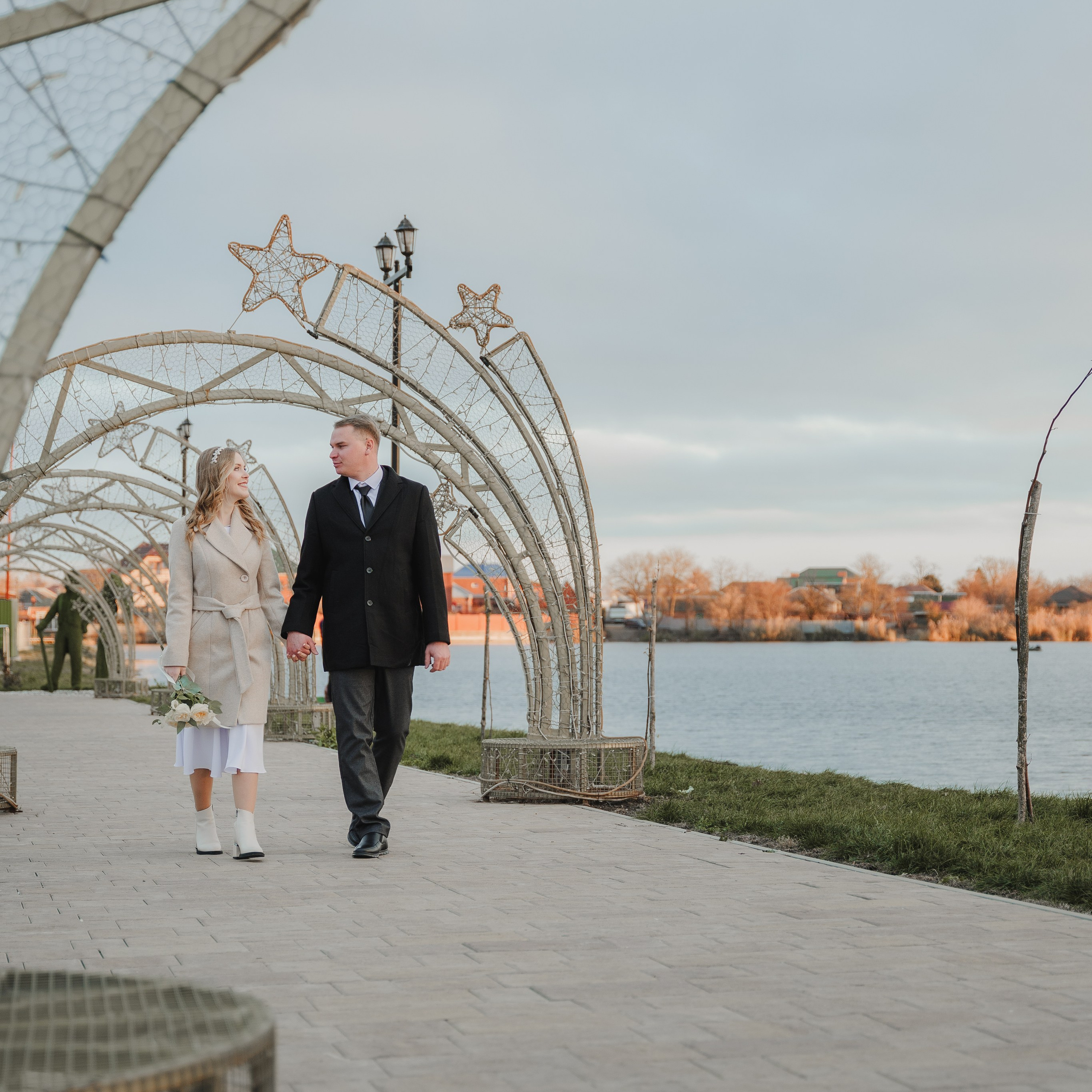 Артём Анжела. Eewa.ru