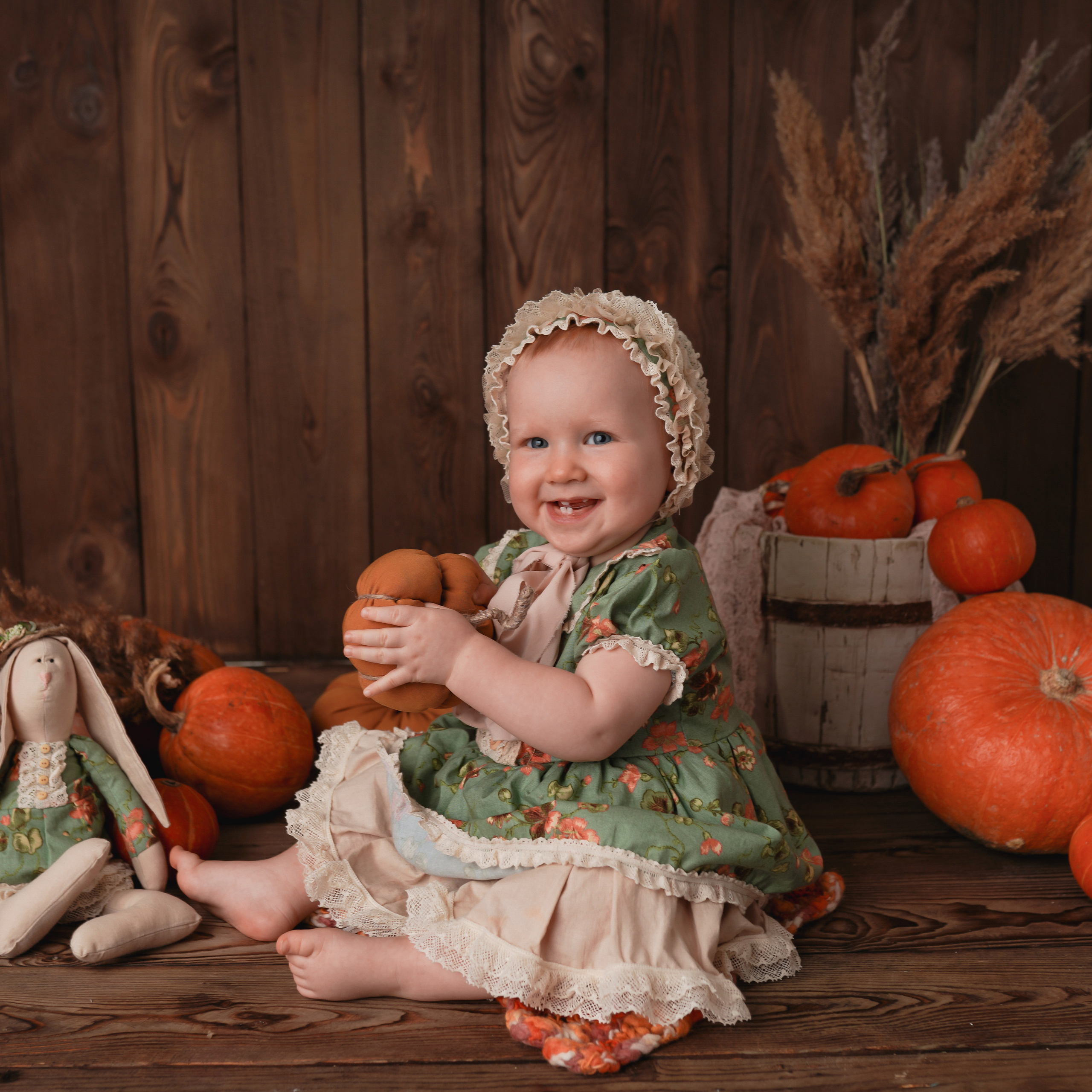 Фотосессия в тыквах. Детский, семейный фотограф: newborn, беременность, годовасие, репортаж. Москва