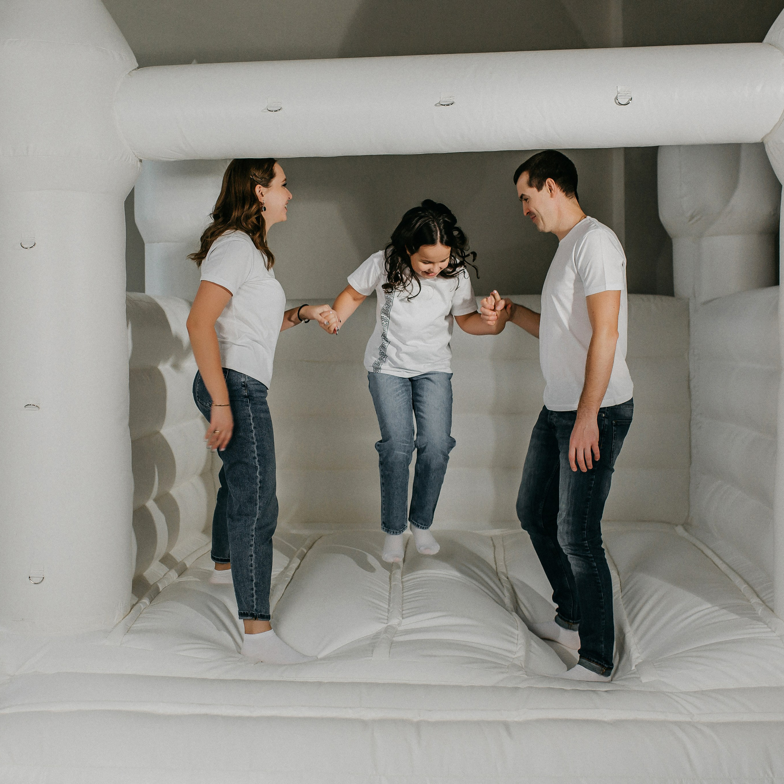 Семейная фотосессия. Студия.