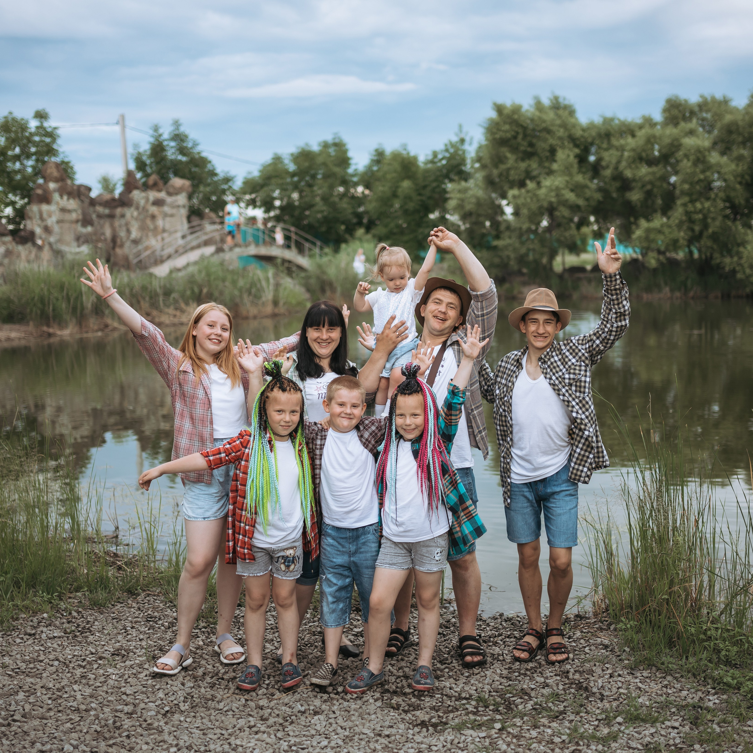 Семейная фотосессия с лошадью. Женский фотограф в Хабаровске