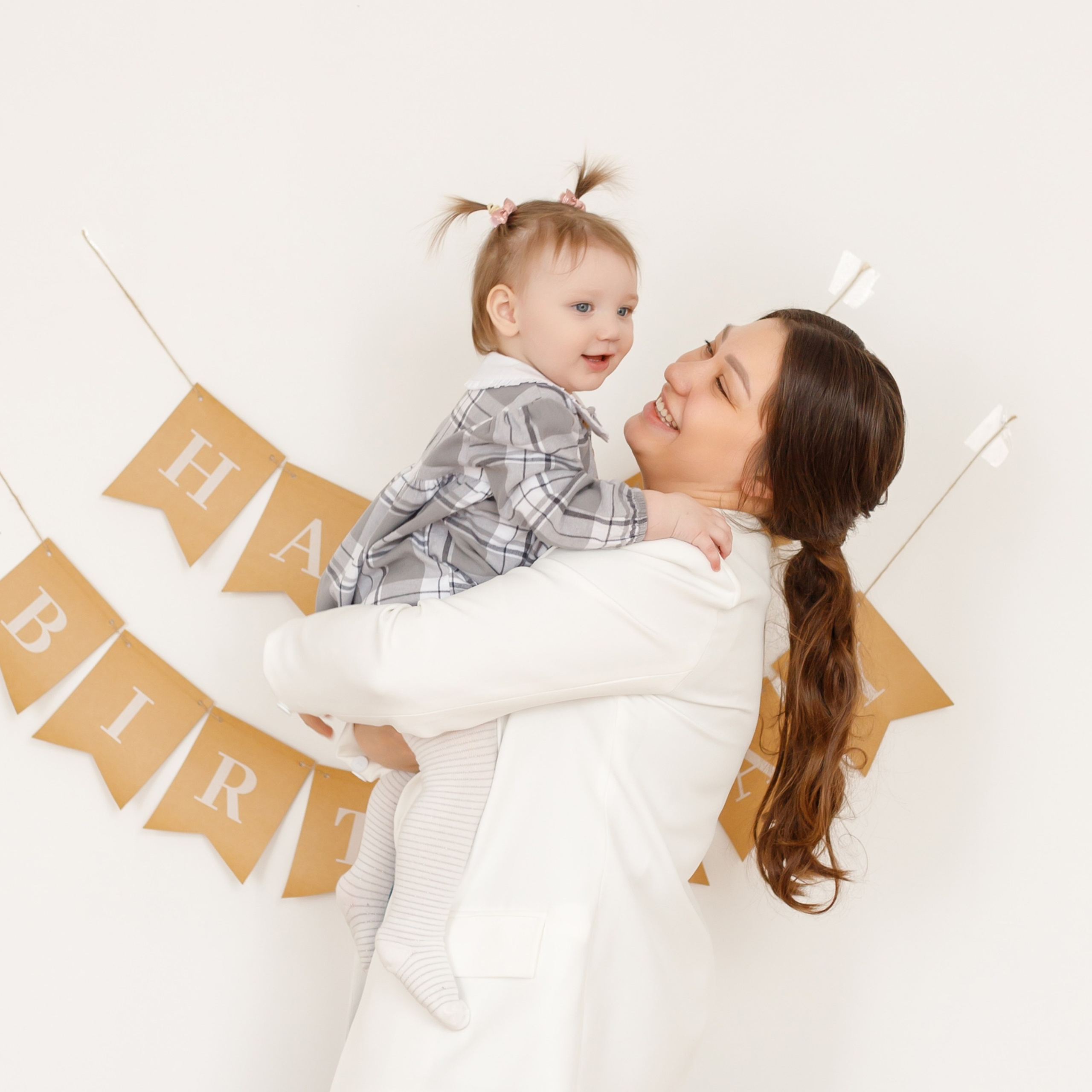 Евочка 1 годик. Женский фотограф в Хабаровске