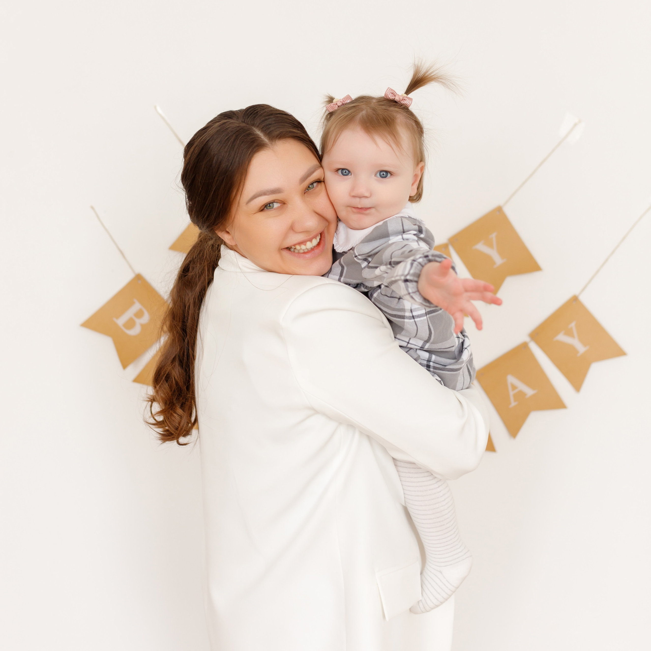 Евочка 1 годик. Женский фотограф в Хабаровске