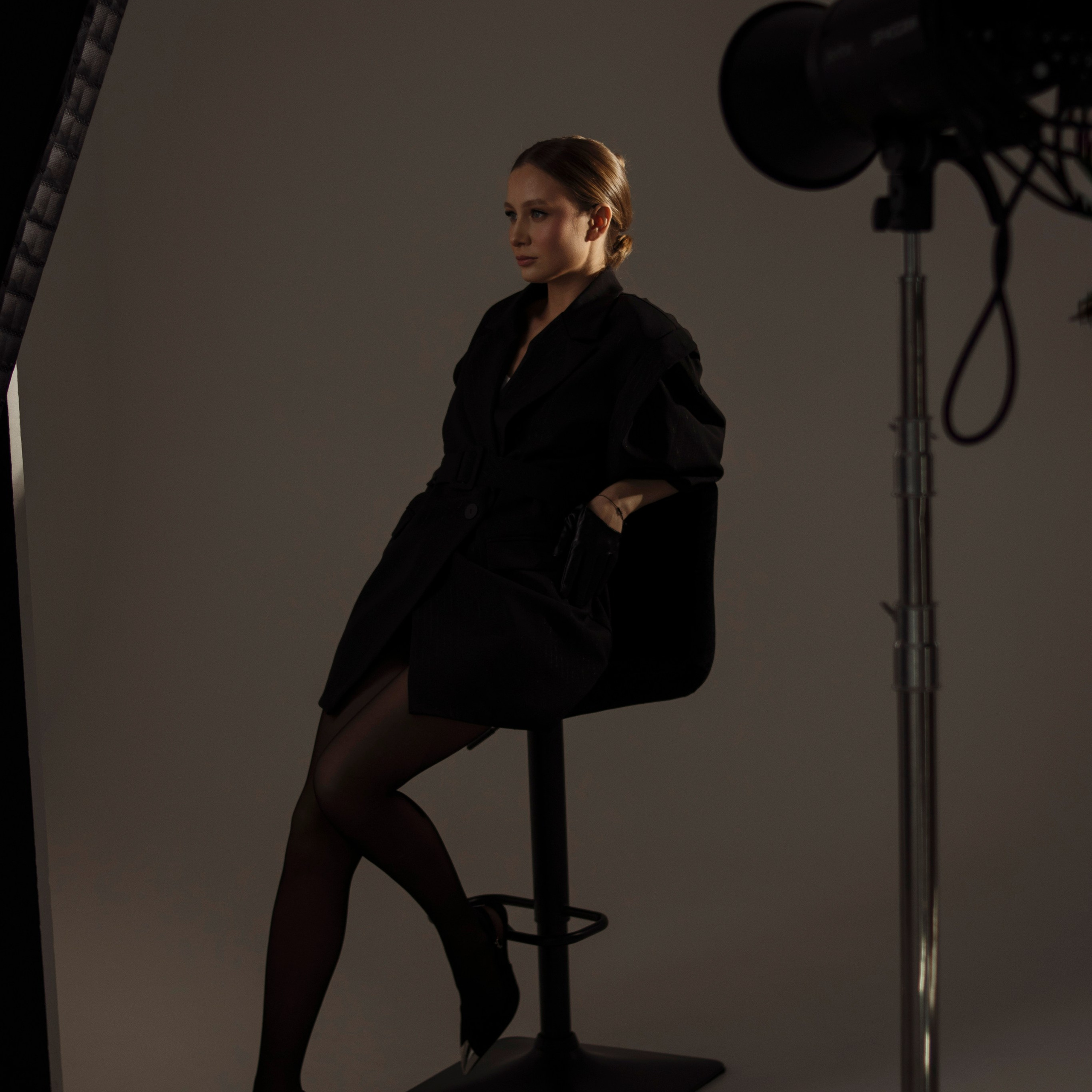 Я — фотограф, который помогает запечатлеть самые важные моменты вашей жизни!