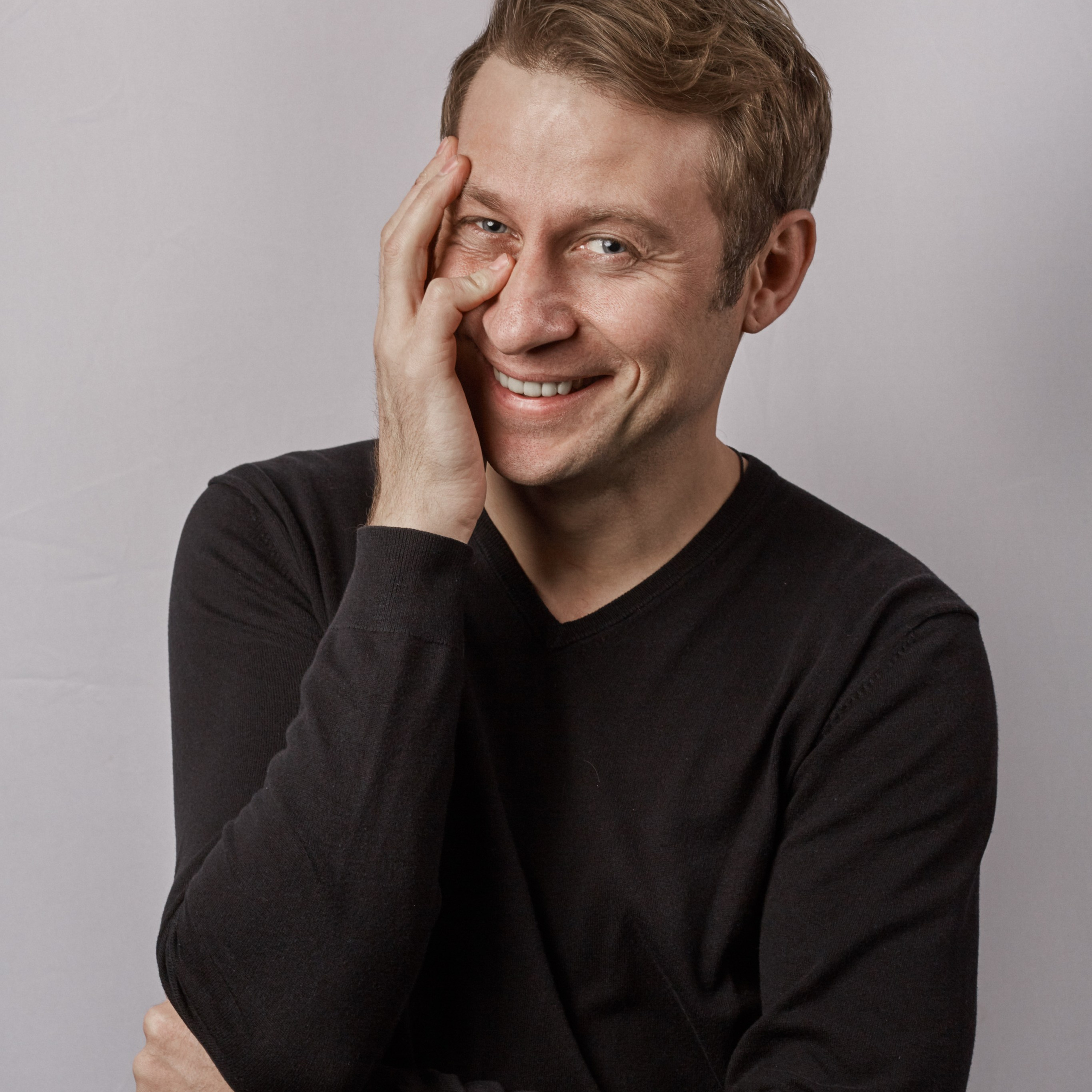 Николай Алипа, актер театра и кино, Москва