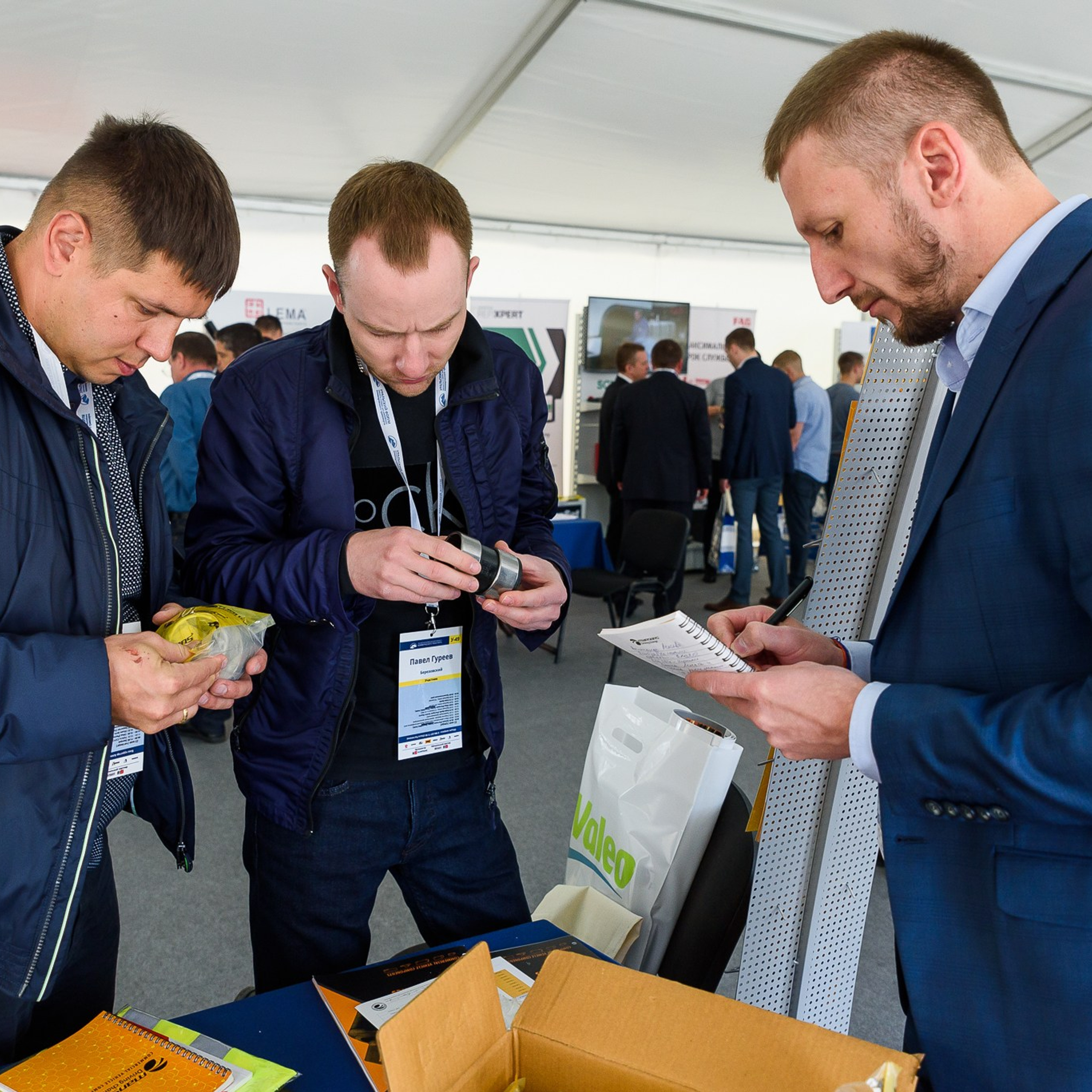 Фотограф на корпоратив, конференцию, мероприятие | Качественные репортажные фото | Челябинск. Репортажный Фотограф в Челябинске Сергей Станин